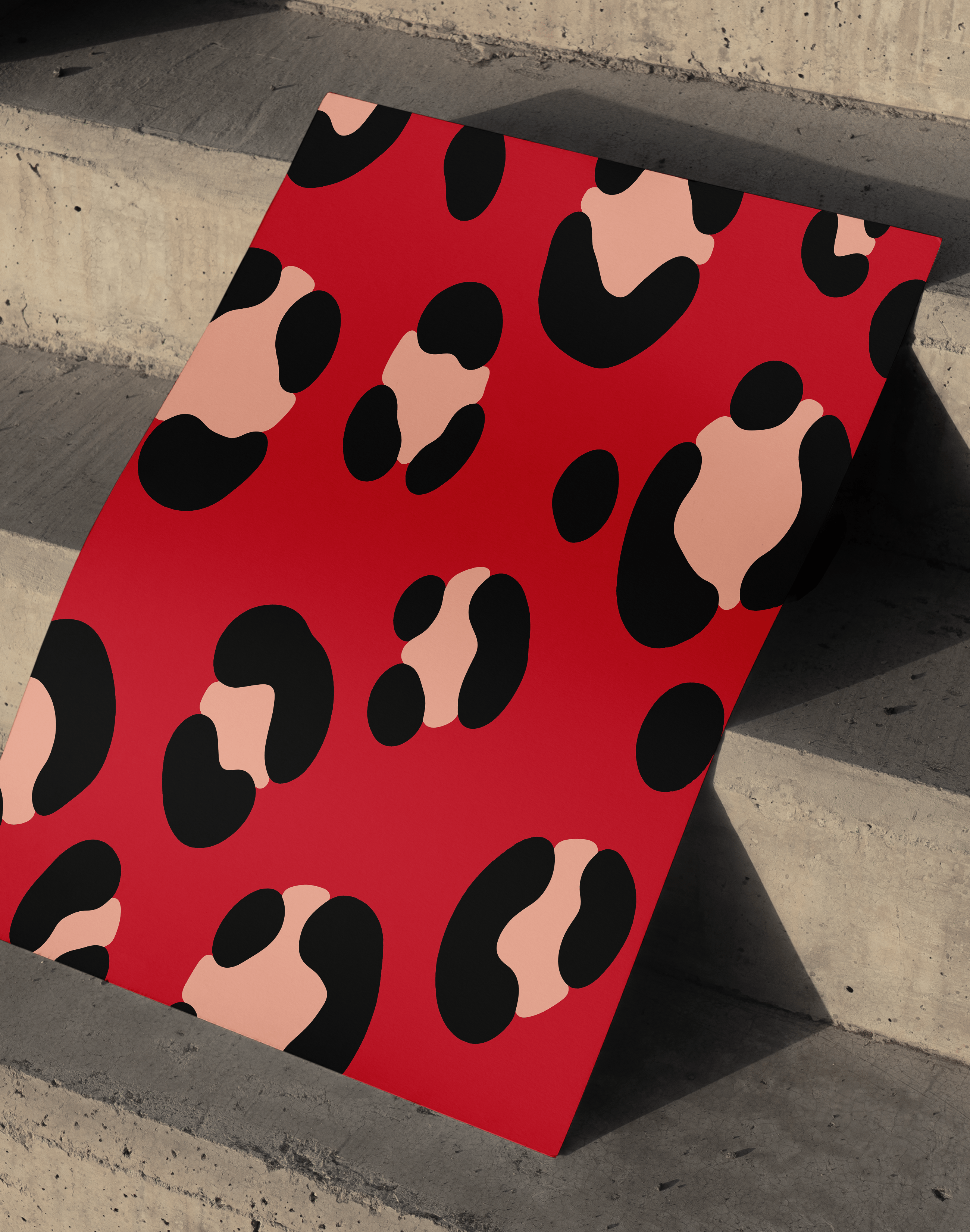 Red Leopard Modern Duvar Tablosu – Kırmızı Siyah Desenli Poster