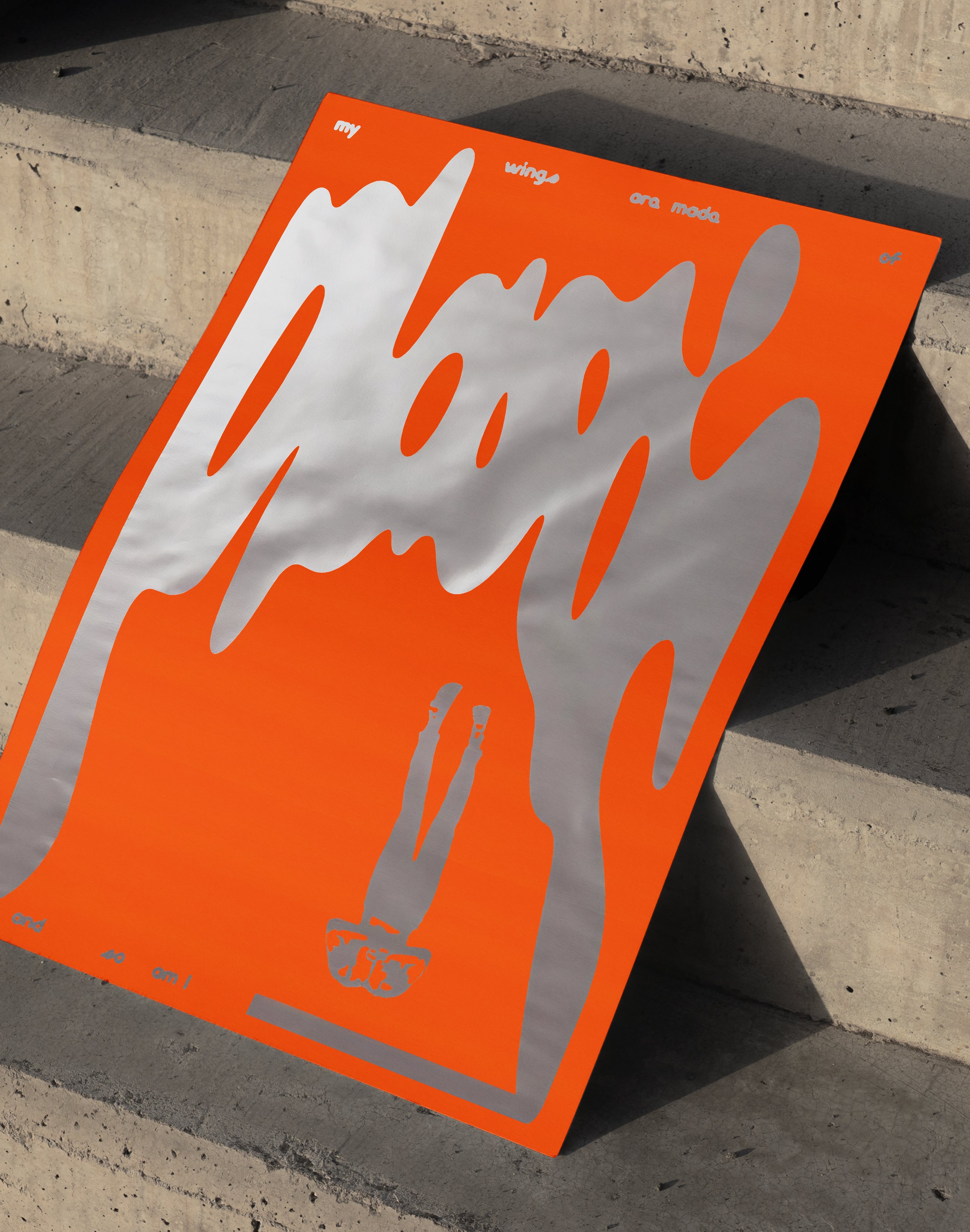 Silver Wings Modern Duvar Tablosu – Turuncu Gümüş Abstract Poster