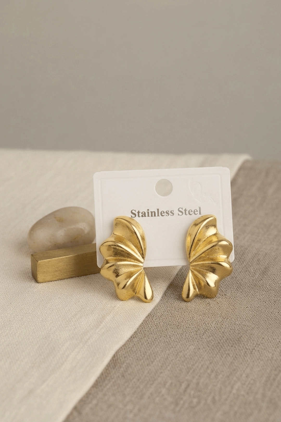 316L Çelik Gold Renk Vintage 3D Dalgalı Model Küpe