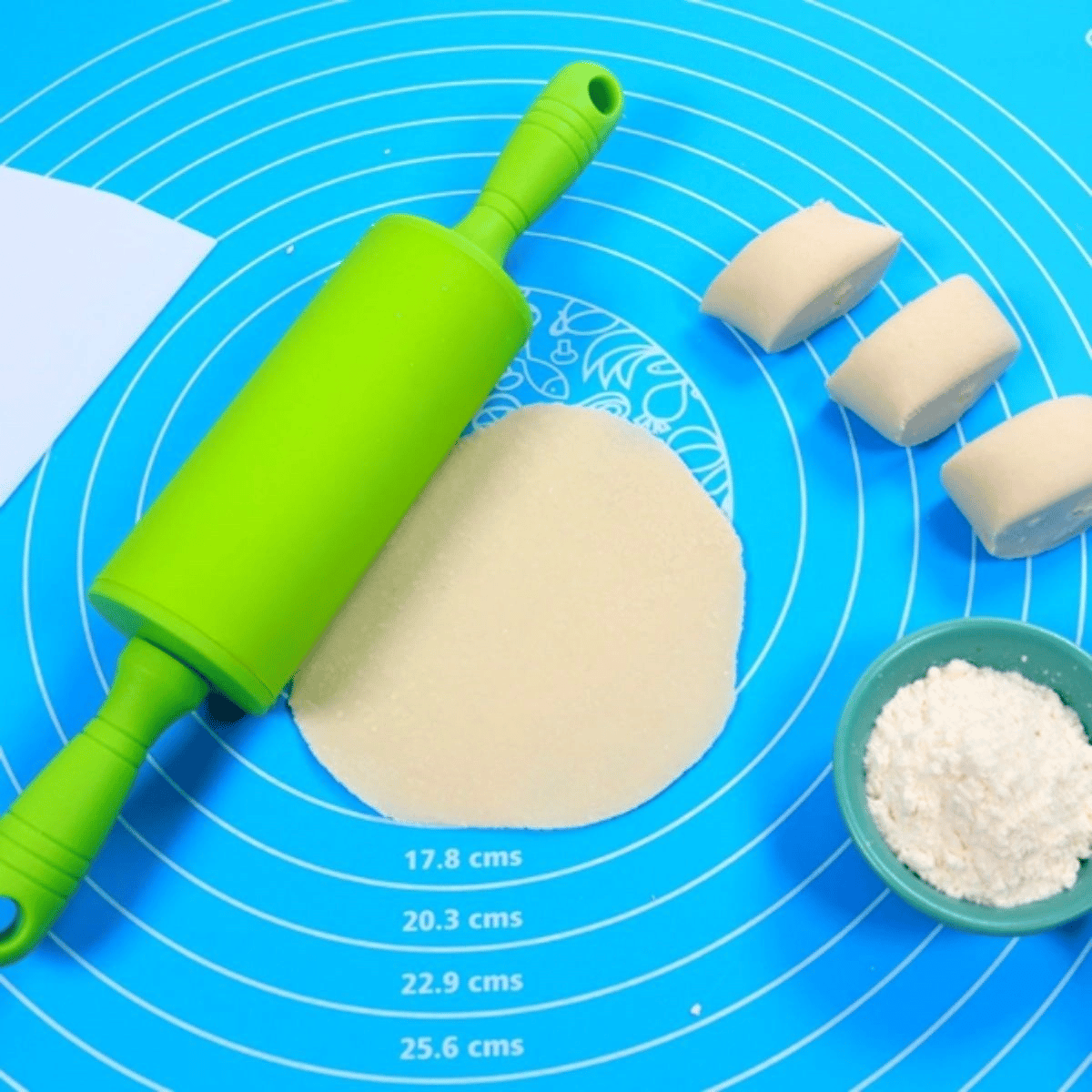 40*50 Cm Silikon Ölçekli Kullanımı Kolay Hamur Açma Matı Ekmek Mantı Makarna Hamuru Yoğurma Matı Bx40