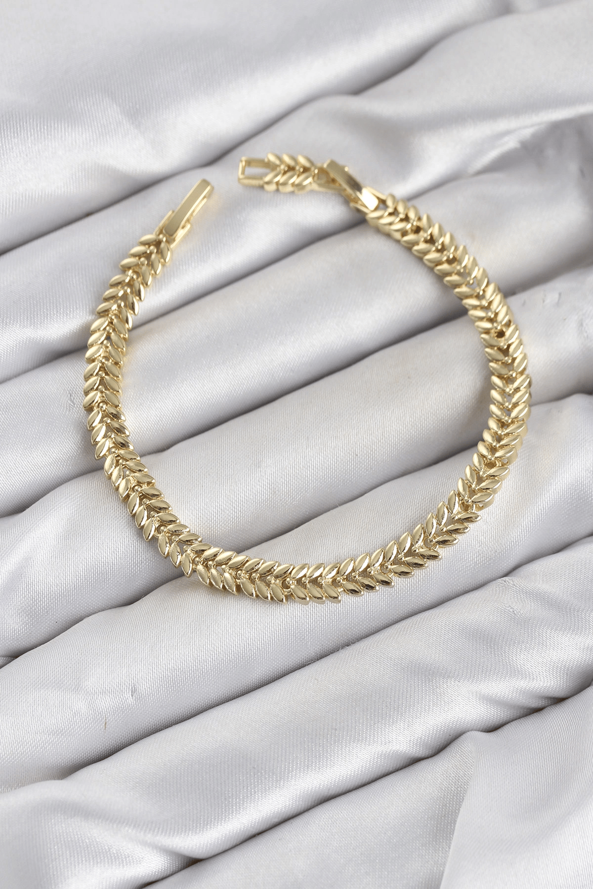 CM Başak Model Gold Renk Pirinç Kadın Bileklik