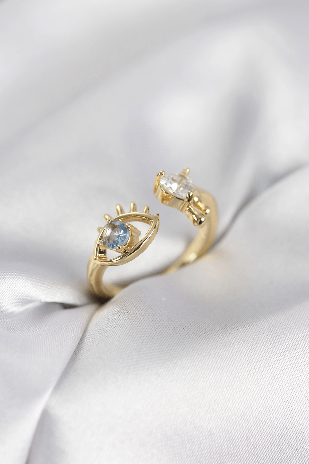 Gözyaşı Model Gold Renk Zirkon Taşlı Kadın Yüzük