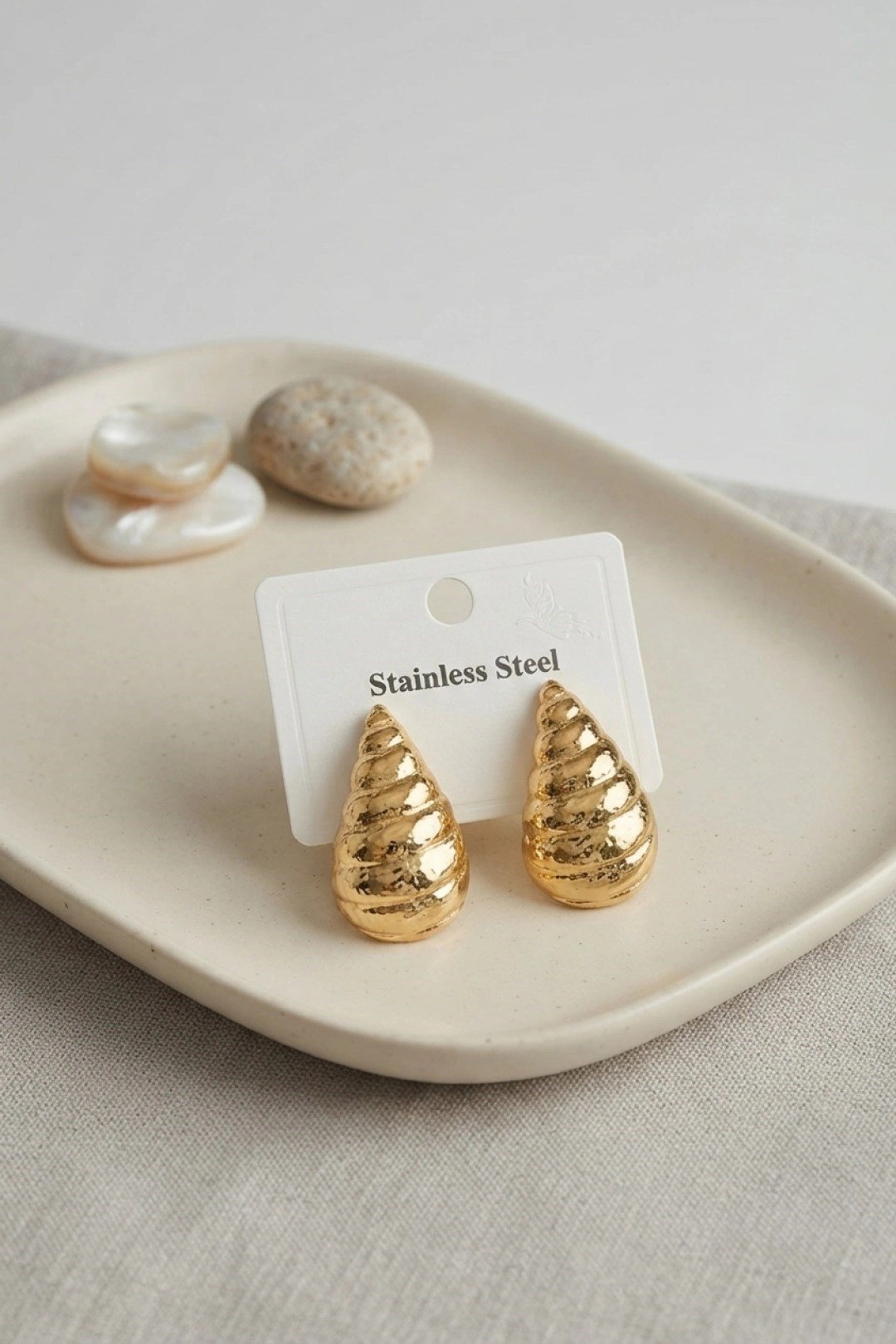 Mey İthalat® 316L Çelik Gold Renk Vintage Damla Model Küpe