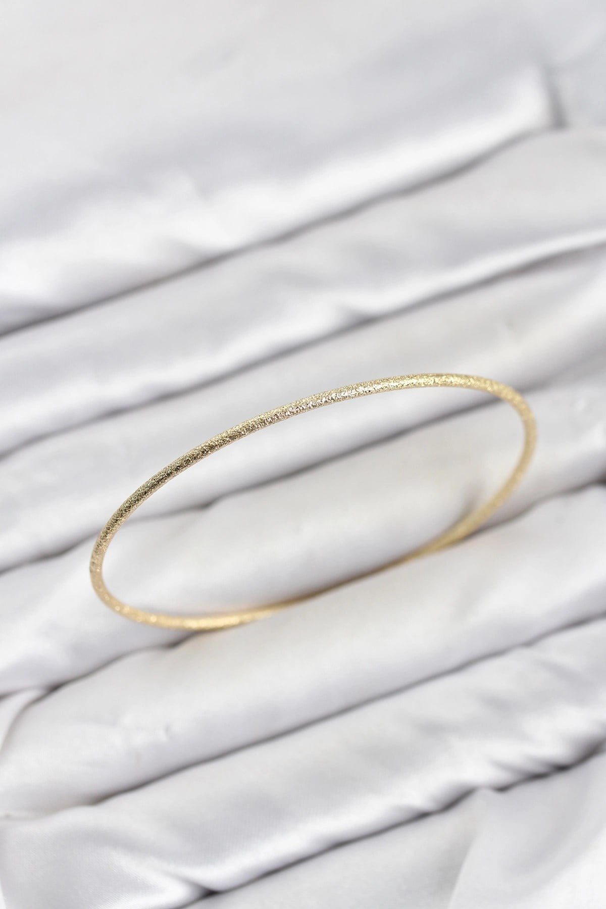 Mey İthalat® CM Gold Renk Simli Model 65 mm Bilezik