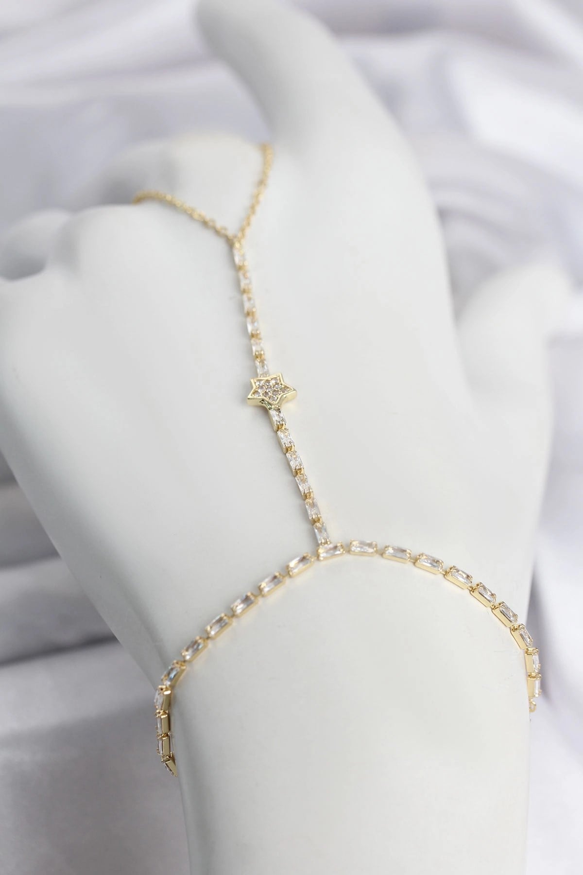 Mey İthalat® Gold Renk Pirinç Zirkon Taşlı Yıldız Model Şahmeran