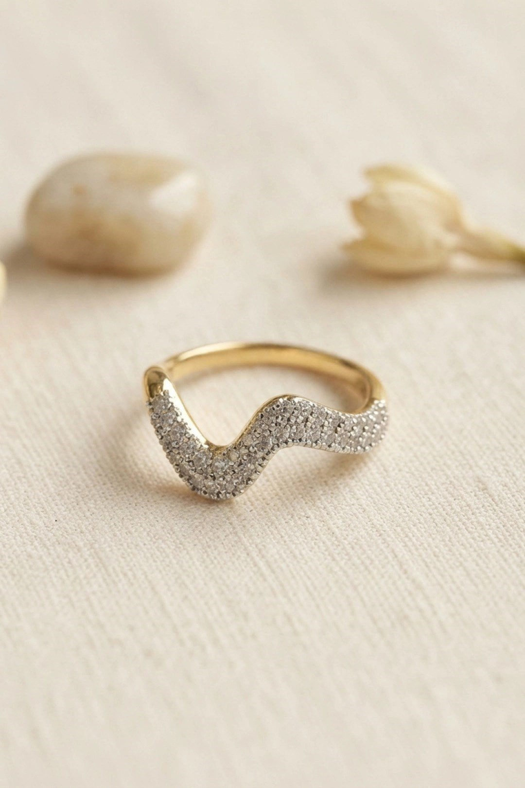 Mey İthalat® Gold Renk Zirkon Taşlı Dalga Model Kadın Yüzük