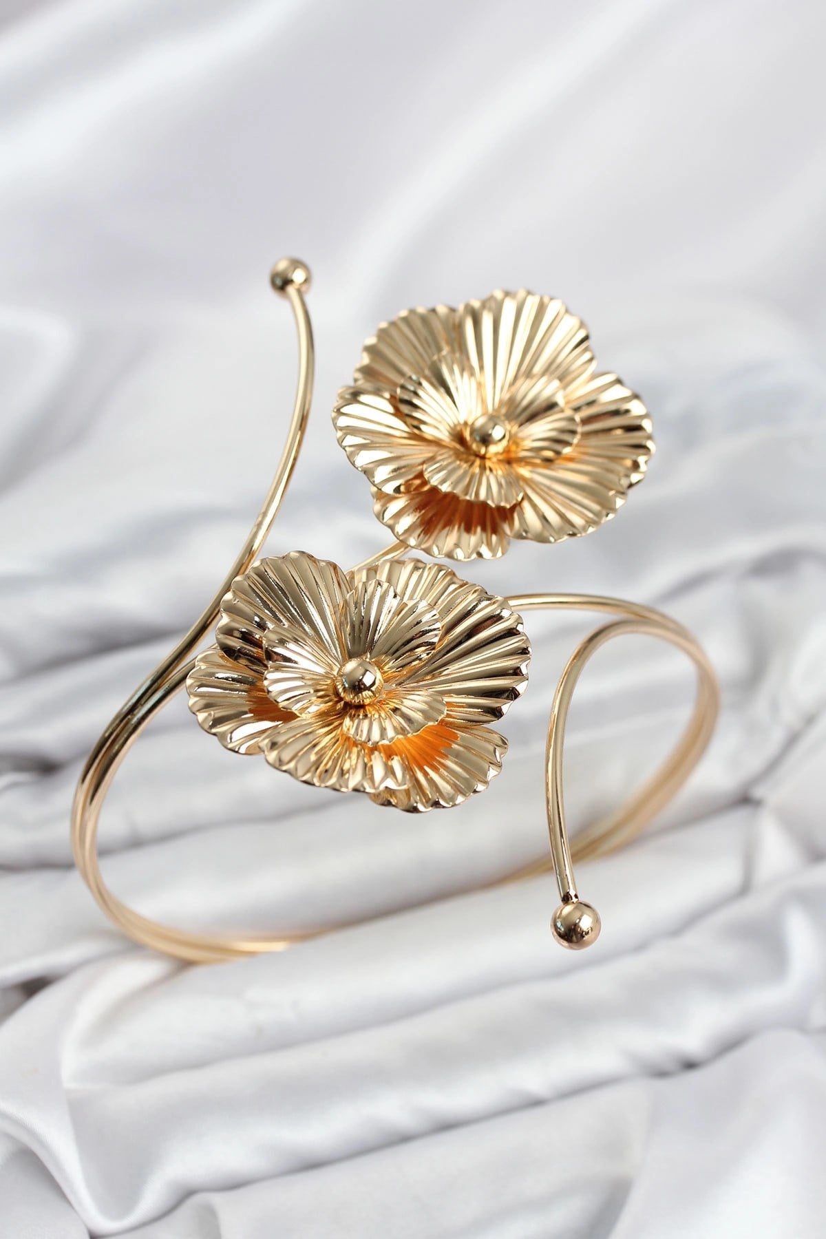 Mey İthalat® Pazu Bileklik Gold Renk Pirinç Çiçek Model