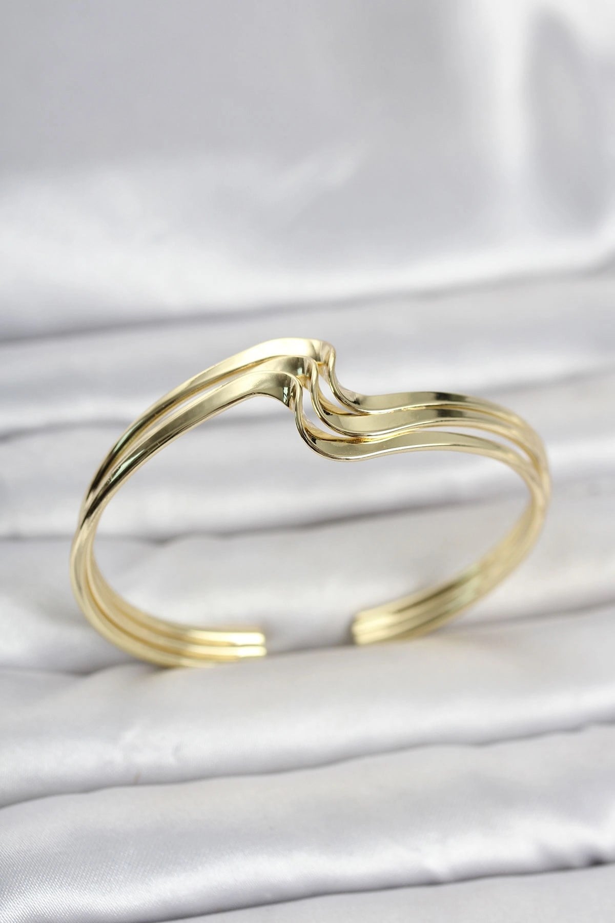Mey İthalat® Zikzak Model Gold Renk Pirinç Kadın Bileklik