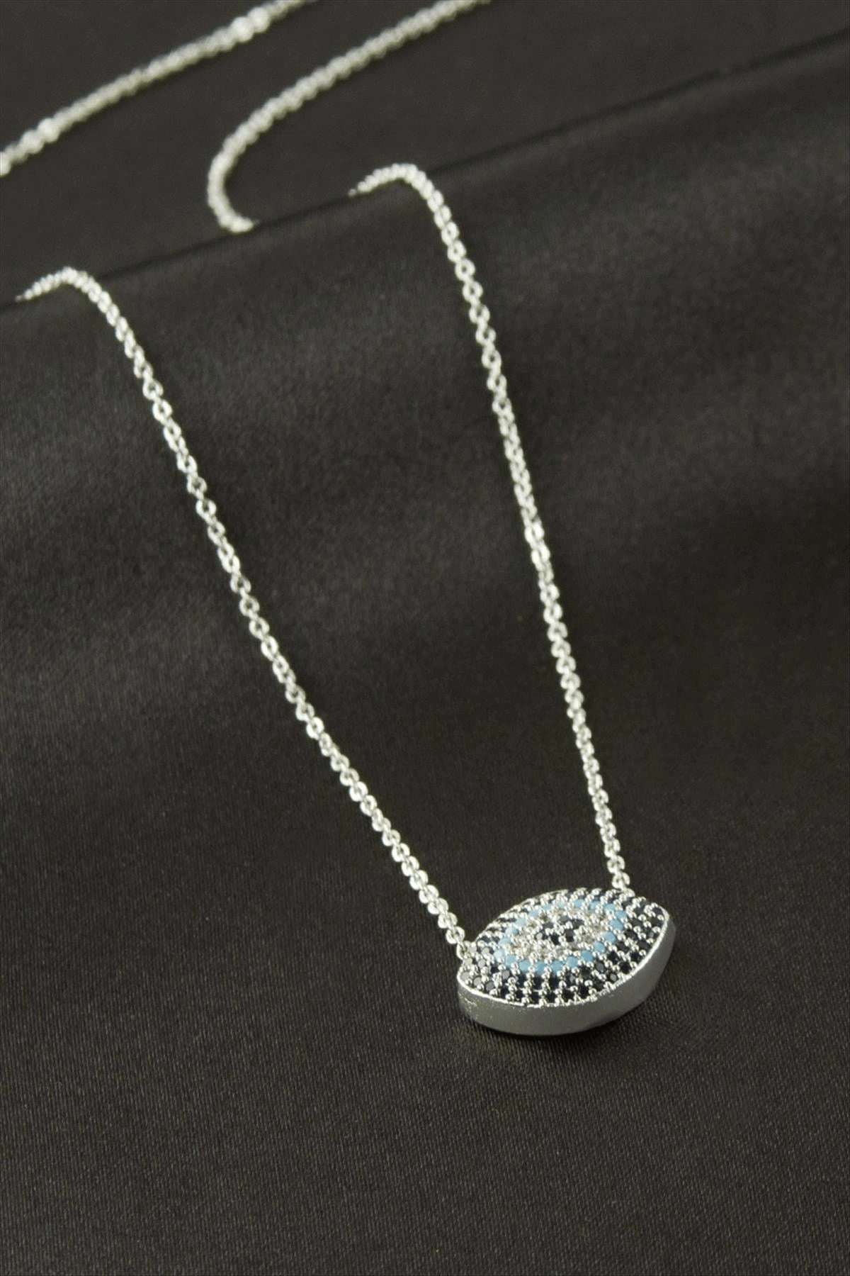 Oval Zirkon Taşlı Kolye