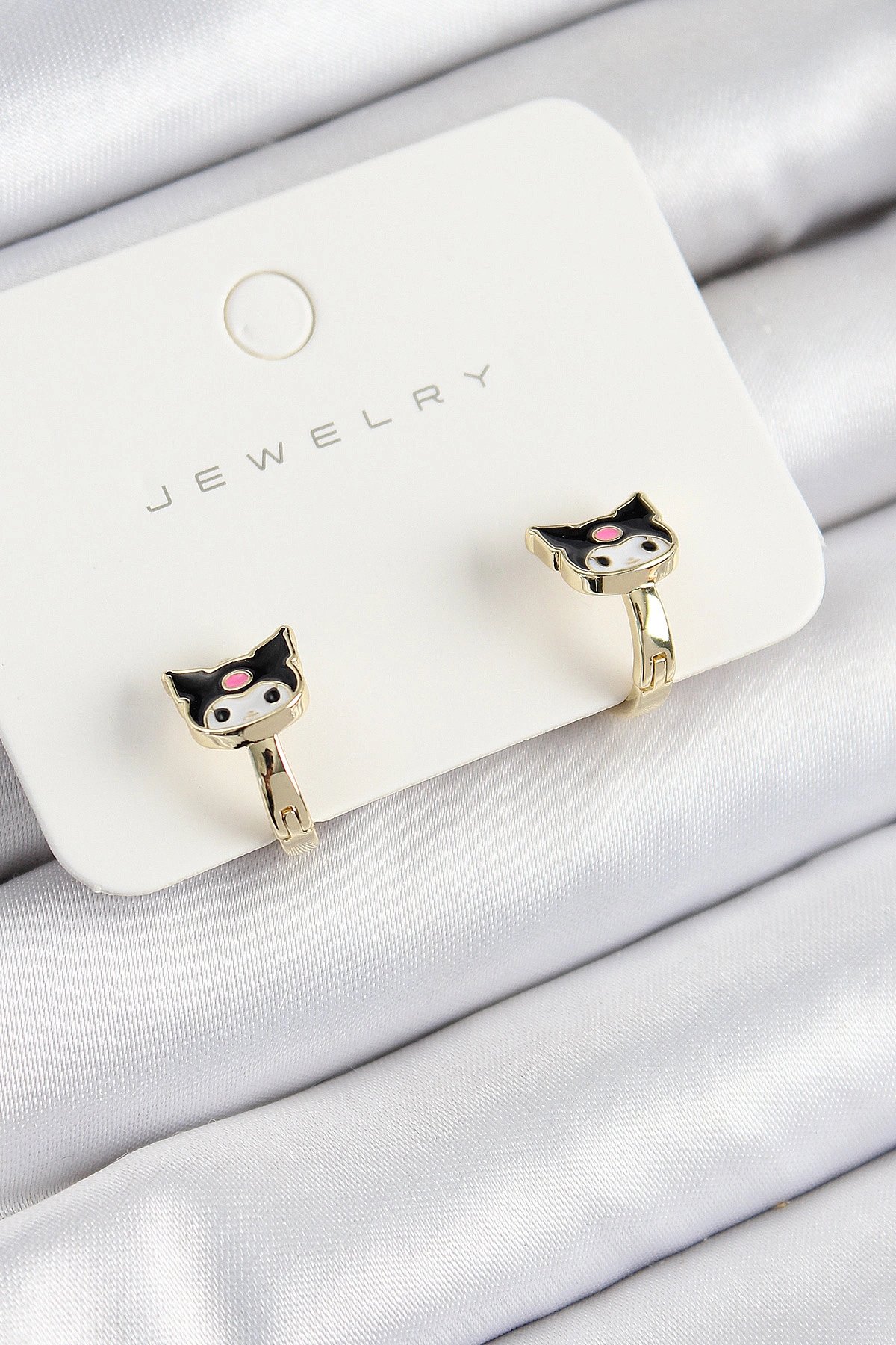 Pirinç Kuromi Model Gold Renk Çocuk Küpe