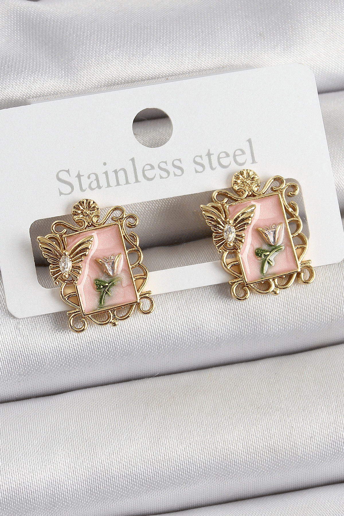Pirinç Pembe Mineli Sanatsal Portre Model Gold Renk Kadın Küpe