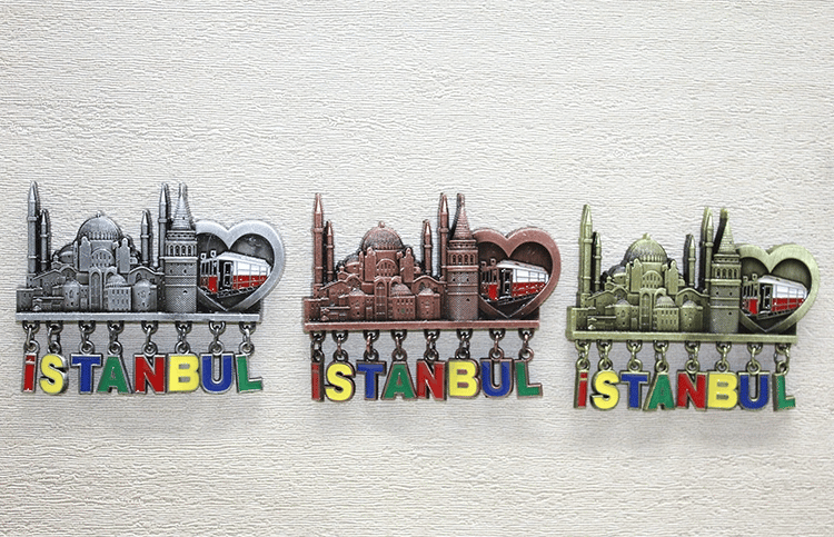 Sarkaçlı İstanbul Temalı Magnet - Model 2