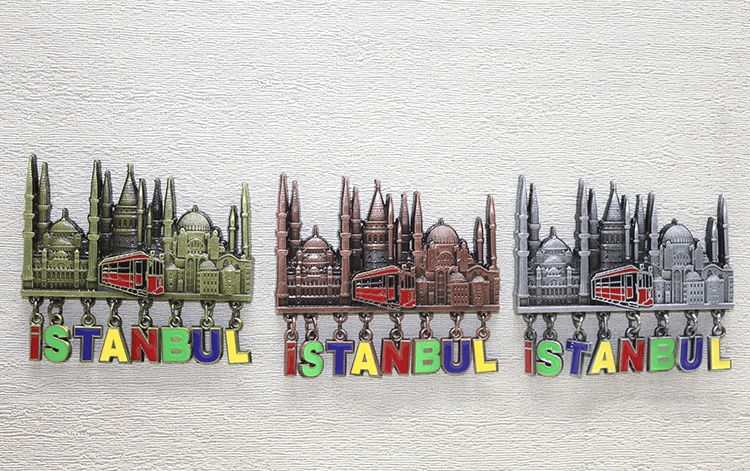 Sarkaçlı İstanbul Temalı Magnet - Model 3