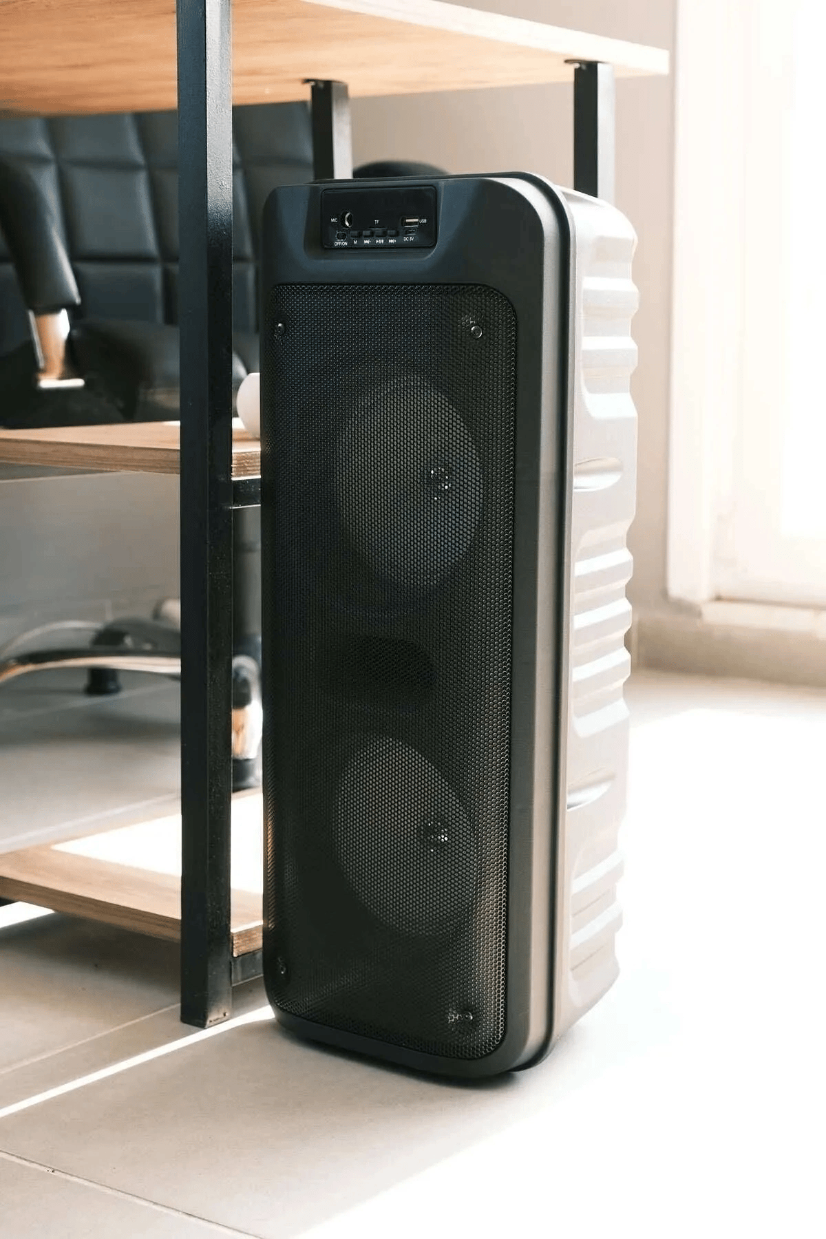Siyah Büyük Çift Hoparlörlü Bluetooth Ses Sistemi, Işıklı ve Mikrofonlu, Suya Dayanıklı
