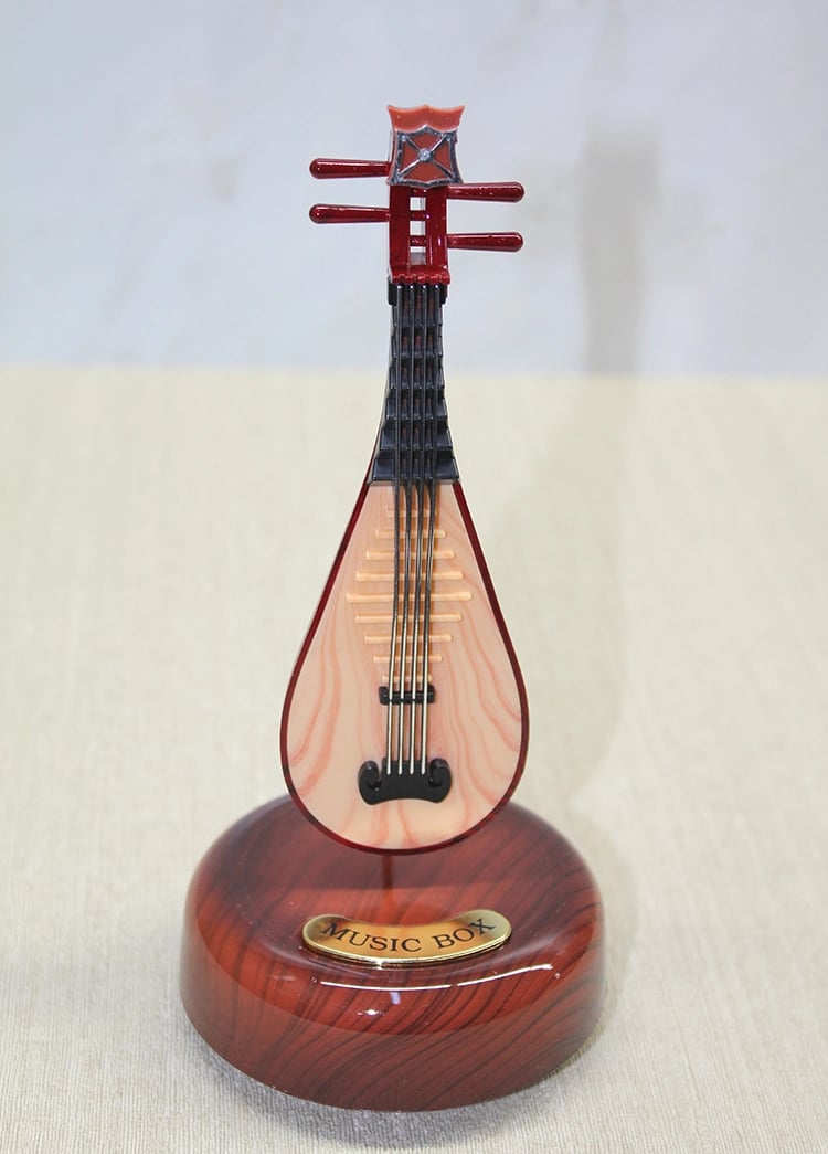 Ud Tasarımlı Müzik Kutusu