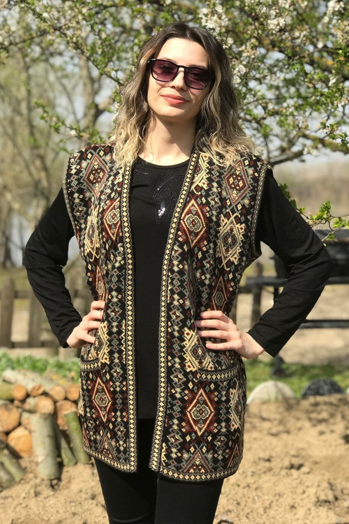 kadin-kilim-desenli-dugmezsiz-kalin-v--b128d8.jpg