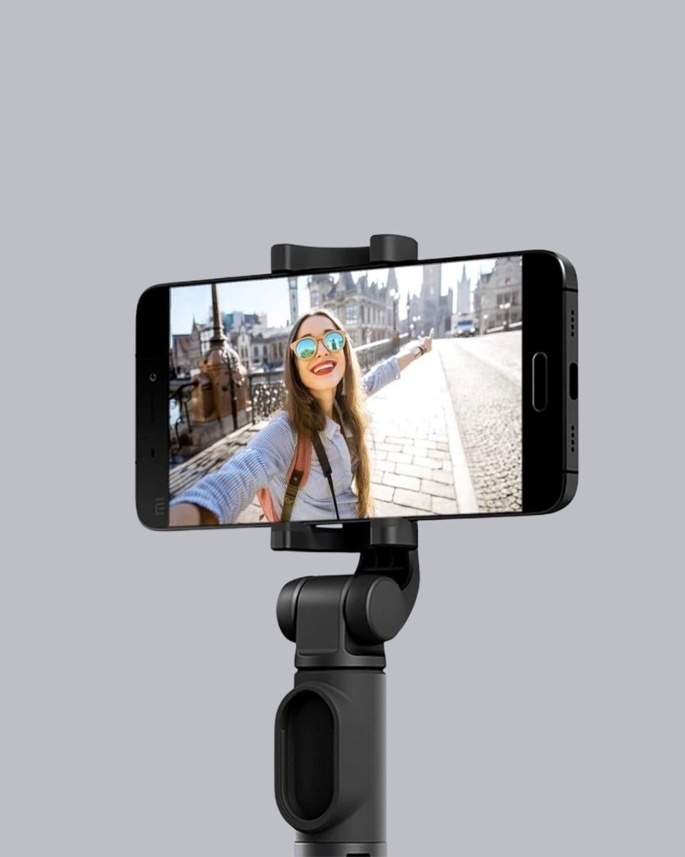 Bluetooth Selfie Çubuğu – 360° Dönebilen Başlık, Kablosuz Bağlantı