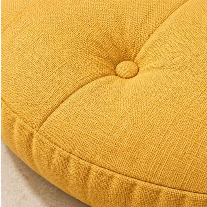 Kapitone Yuvarlak Yer Minderi · 60 × 60 × 8 cm · Hardal