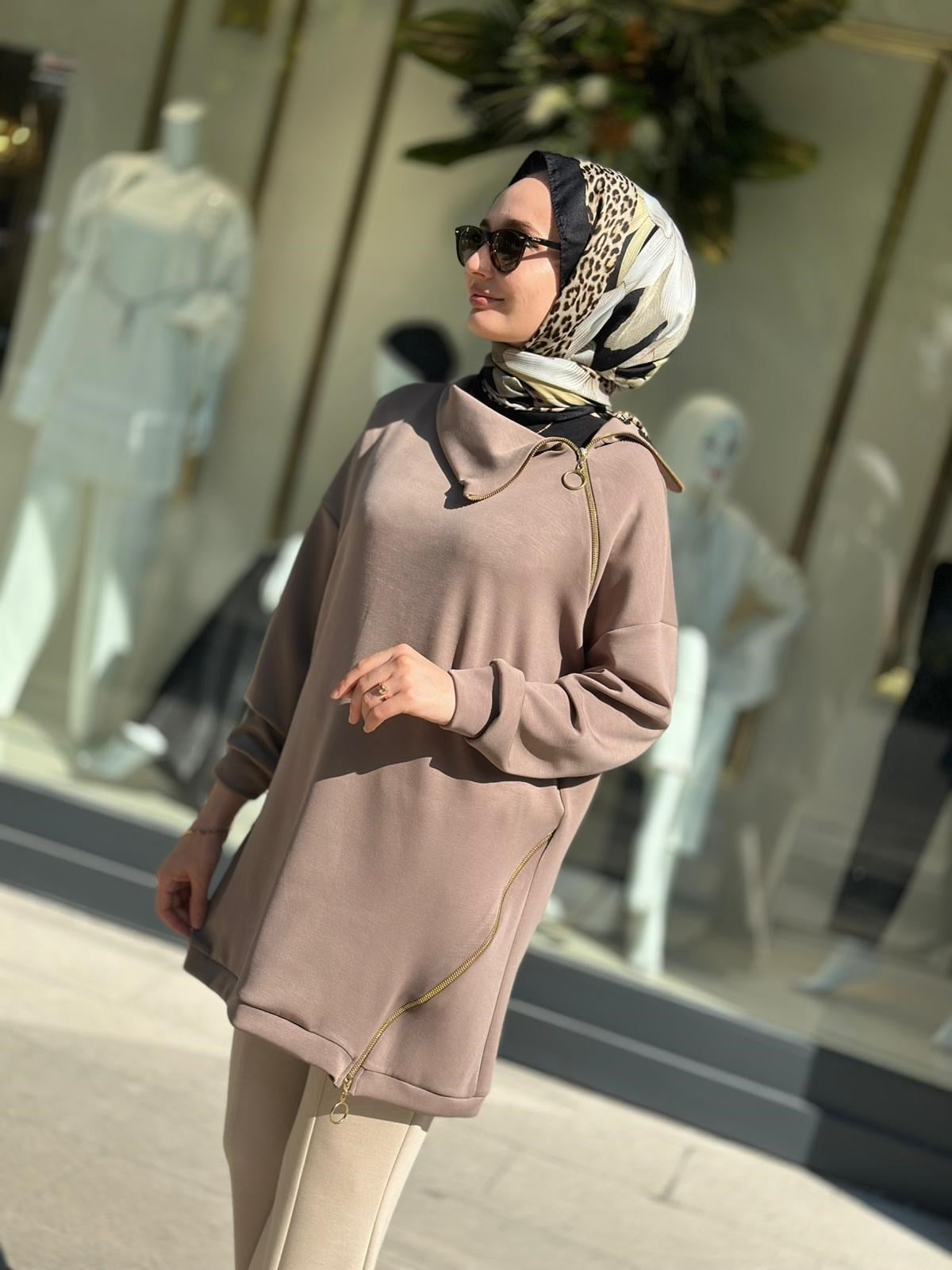 100 OYSHO FERMUARLI SWEAT
