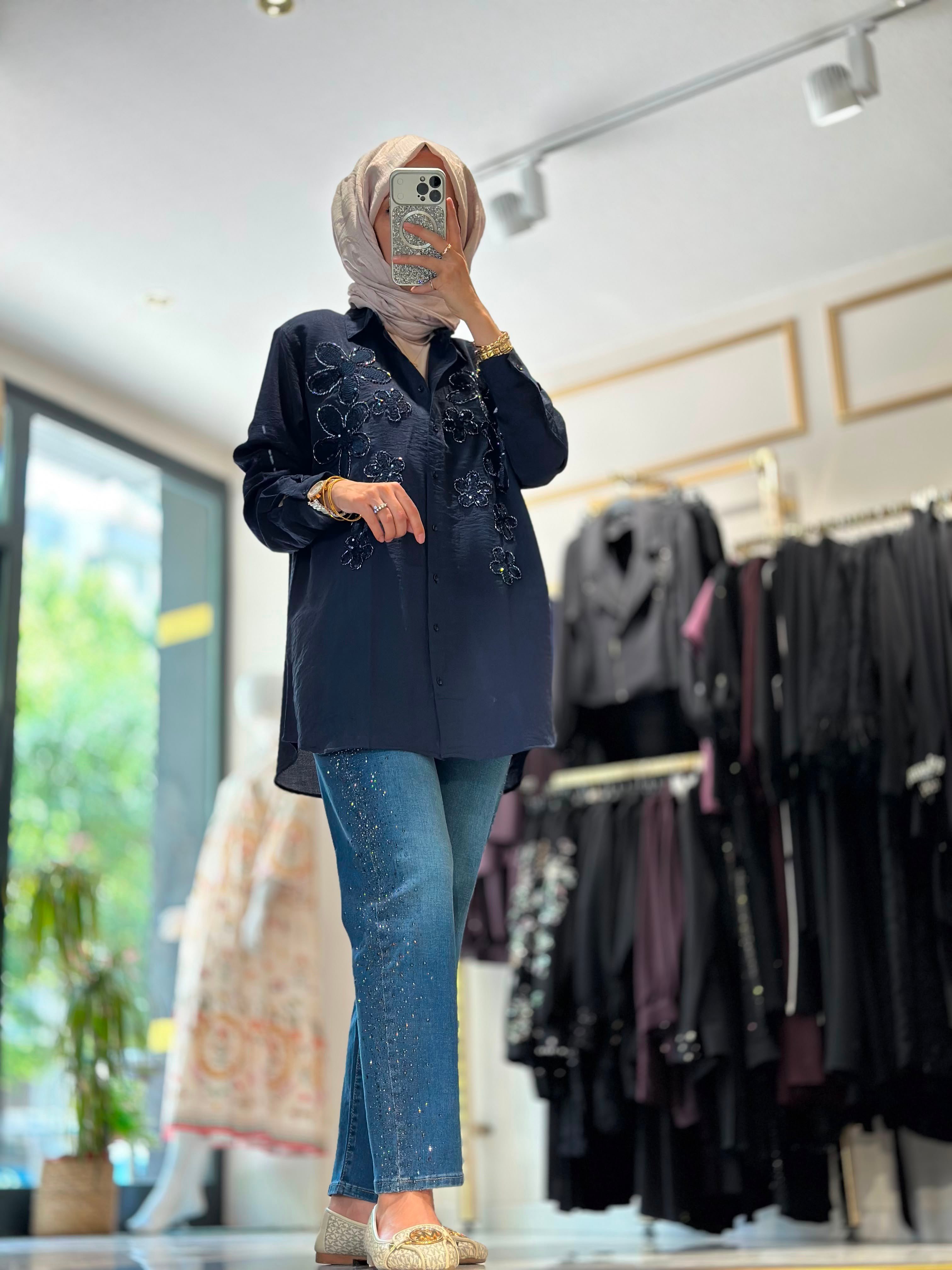 2143 ÇİÇEK NAKIŞLI GÖMLEK