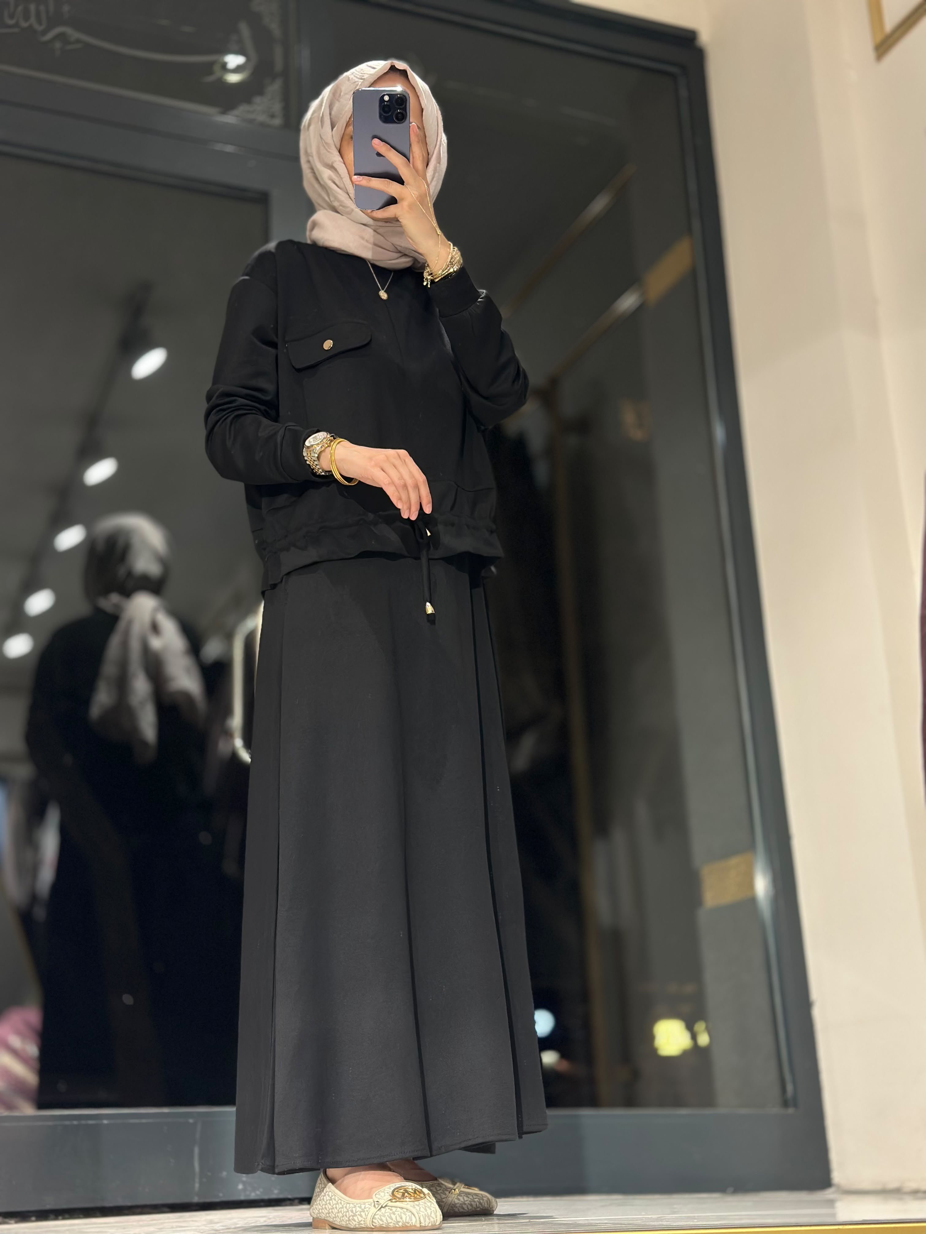 4046 ÖZEL FİYAT ETEKLİ TAKIM