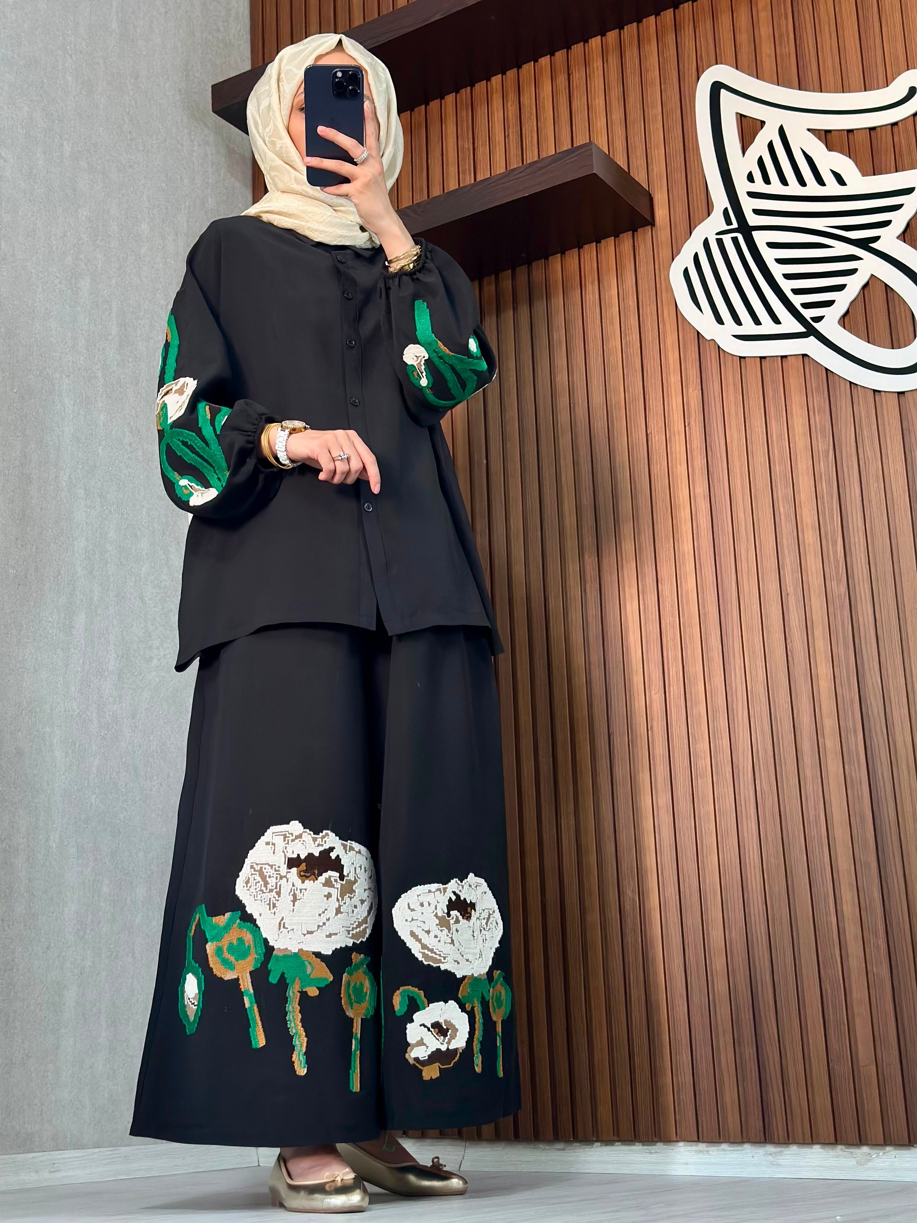 4053 İŞLEMELİ TASARIM CEKET