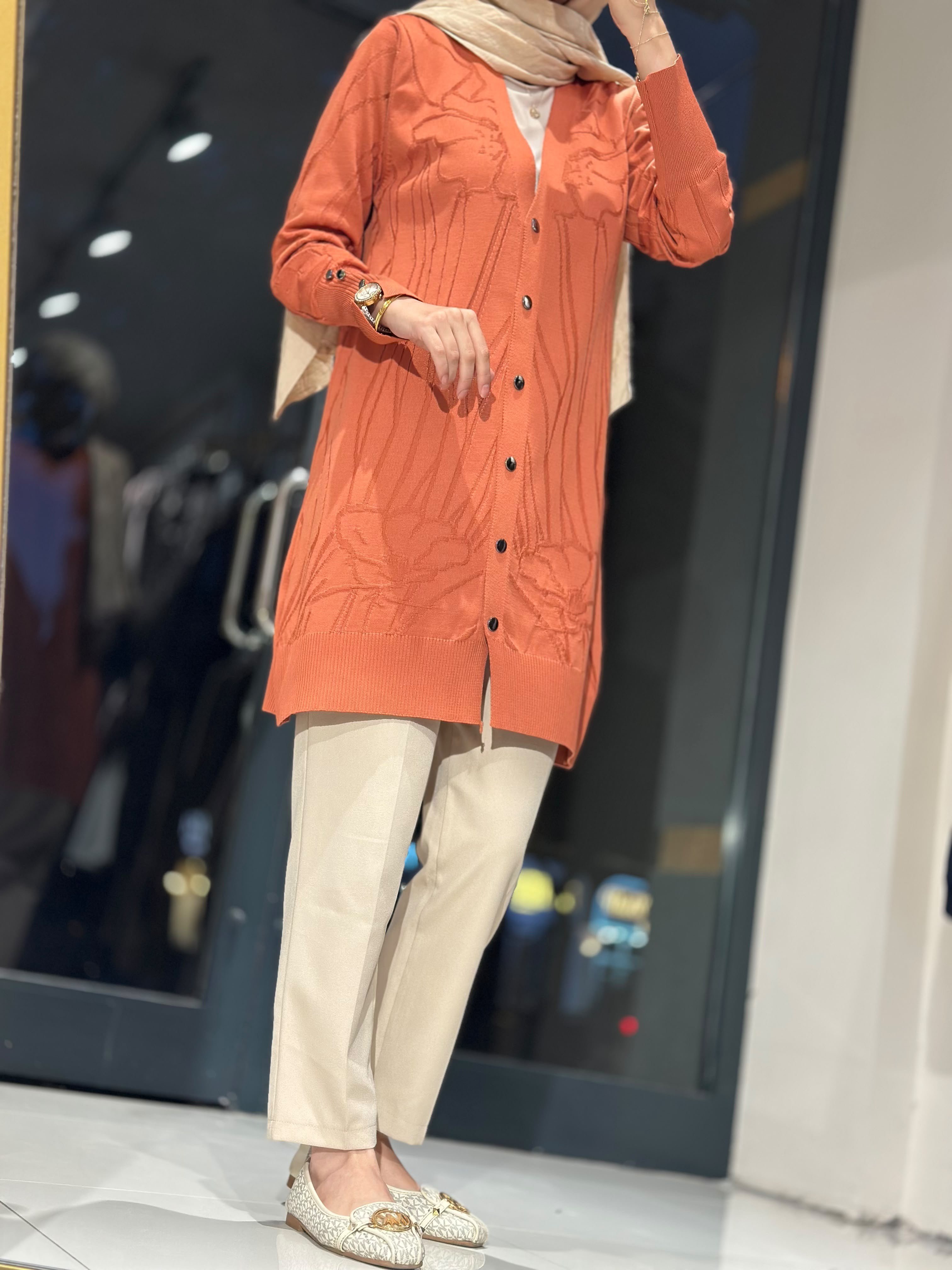 PLC78 KOL DETAYLI TRİKO HIRKA