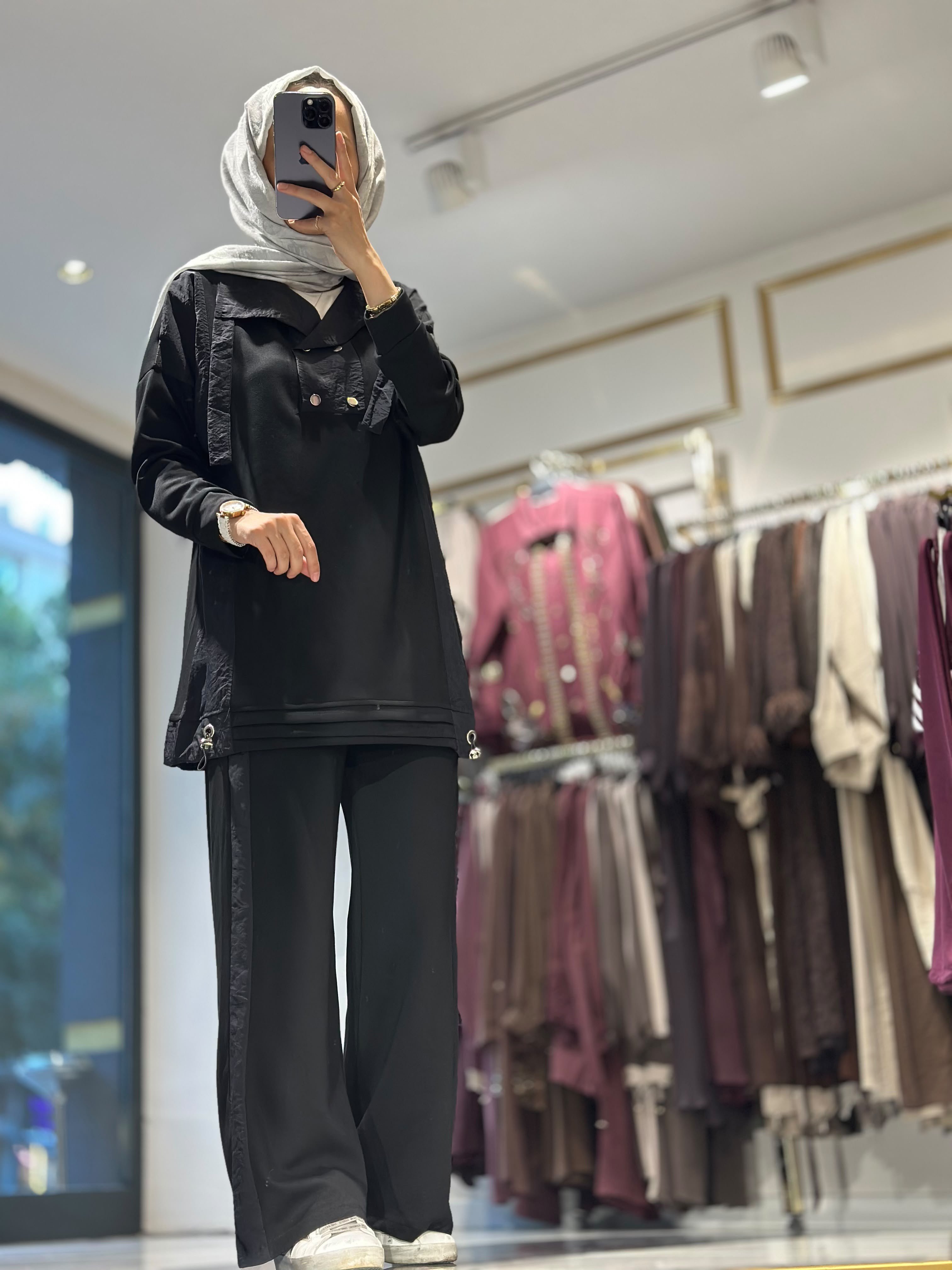 T125 GARNİ PARAŞÜT DETAY SPOR TAKIM