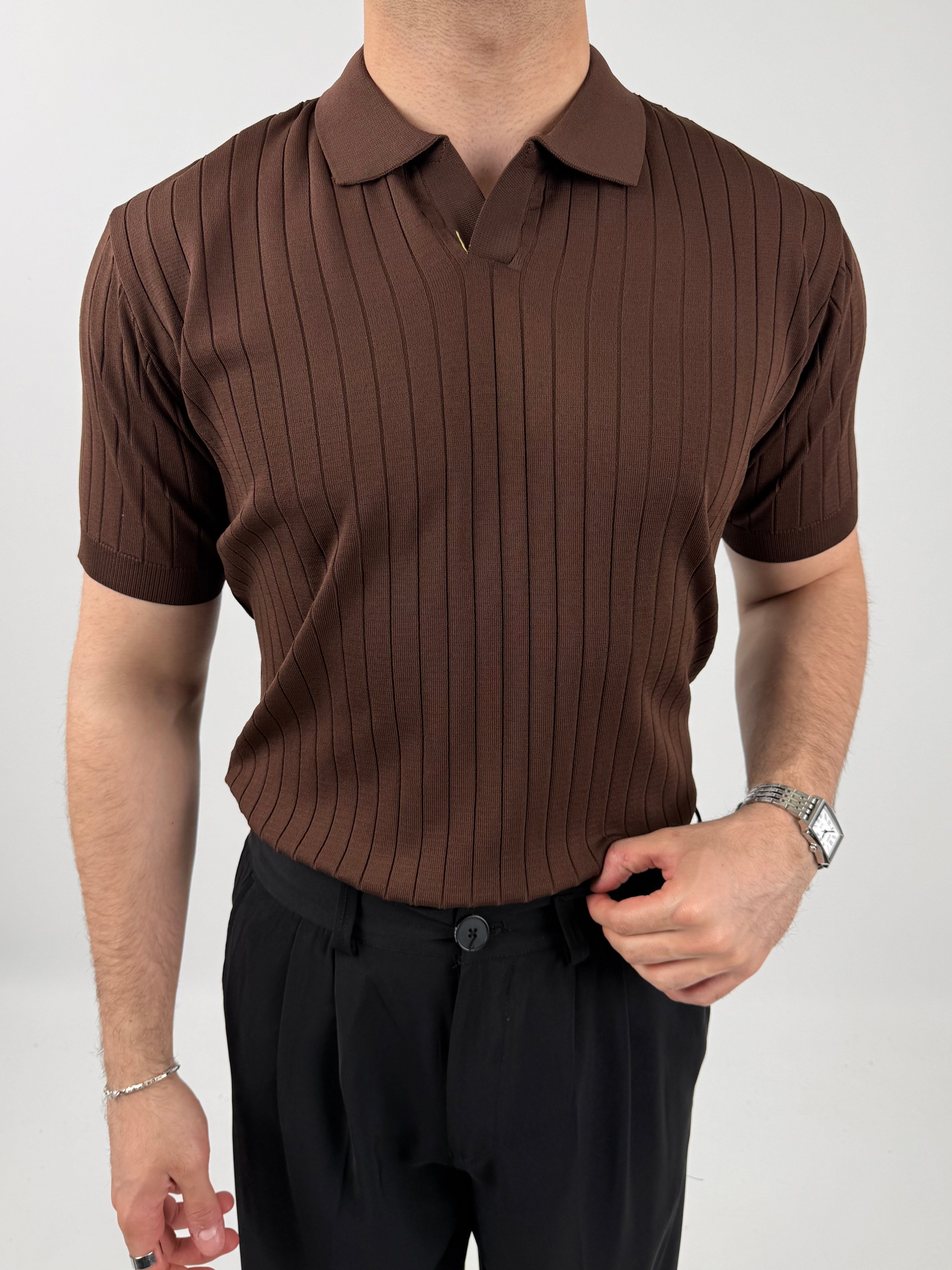Çizgi Desenli Polo Yaka Tişört