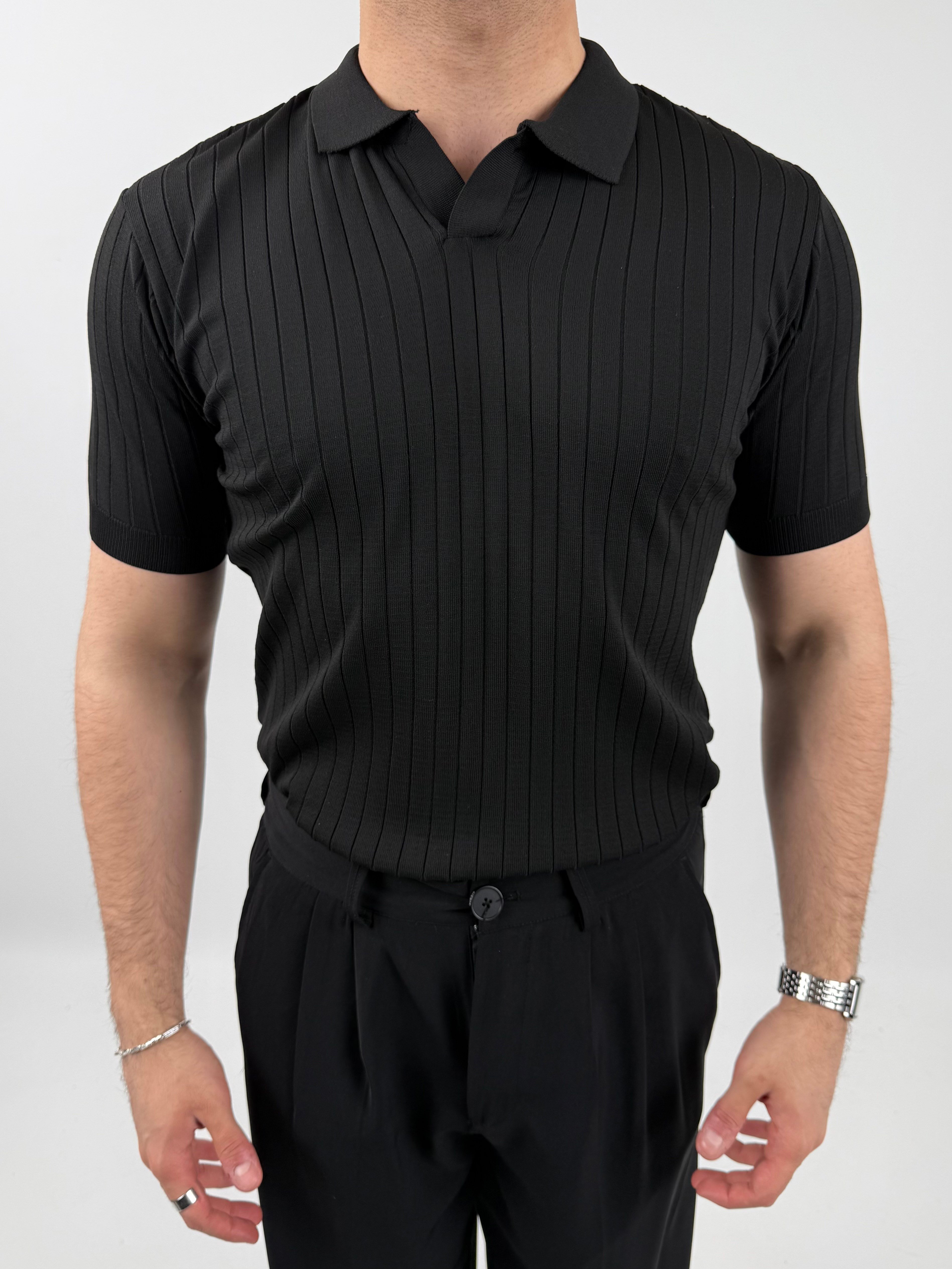 Çizgi Desenli Polo Yaka Tişört