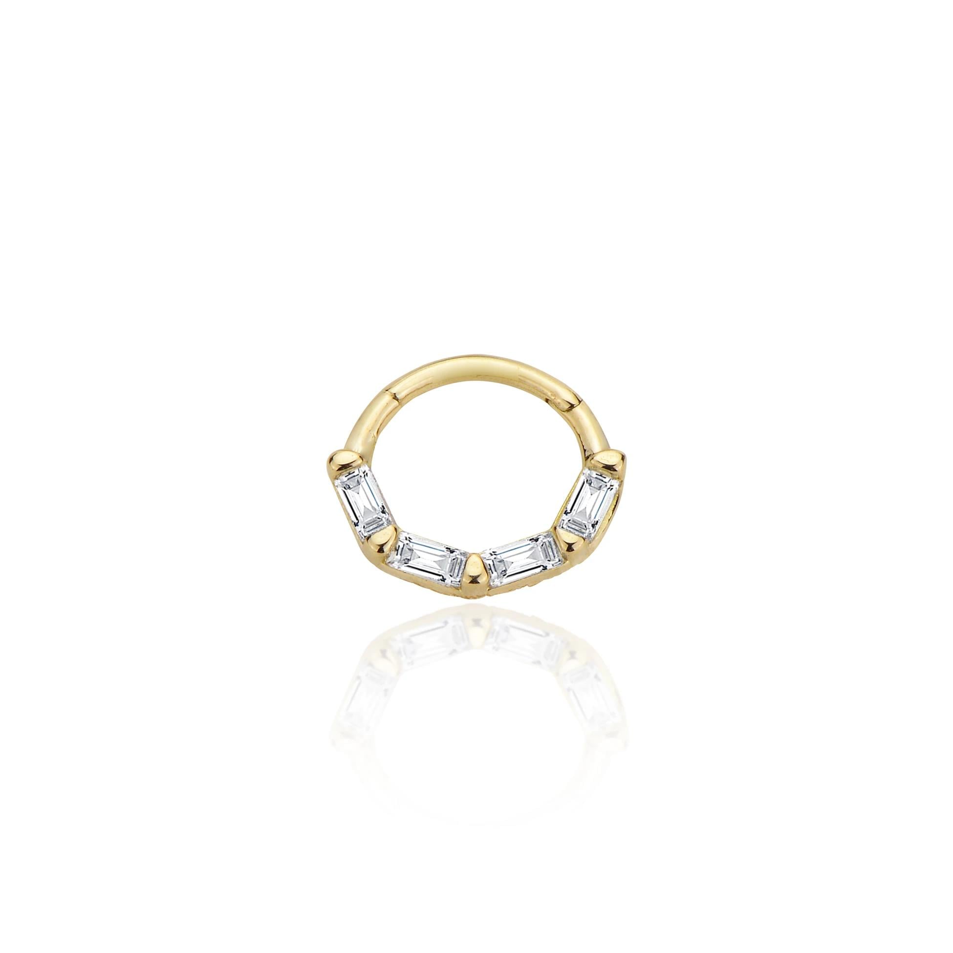 Baget sıralı helix piercing