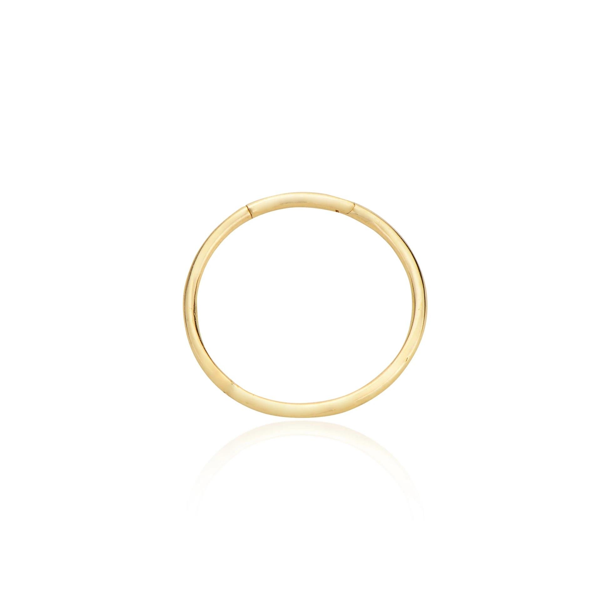 Halka helix piercing