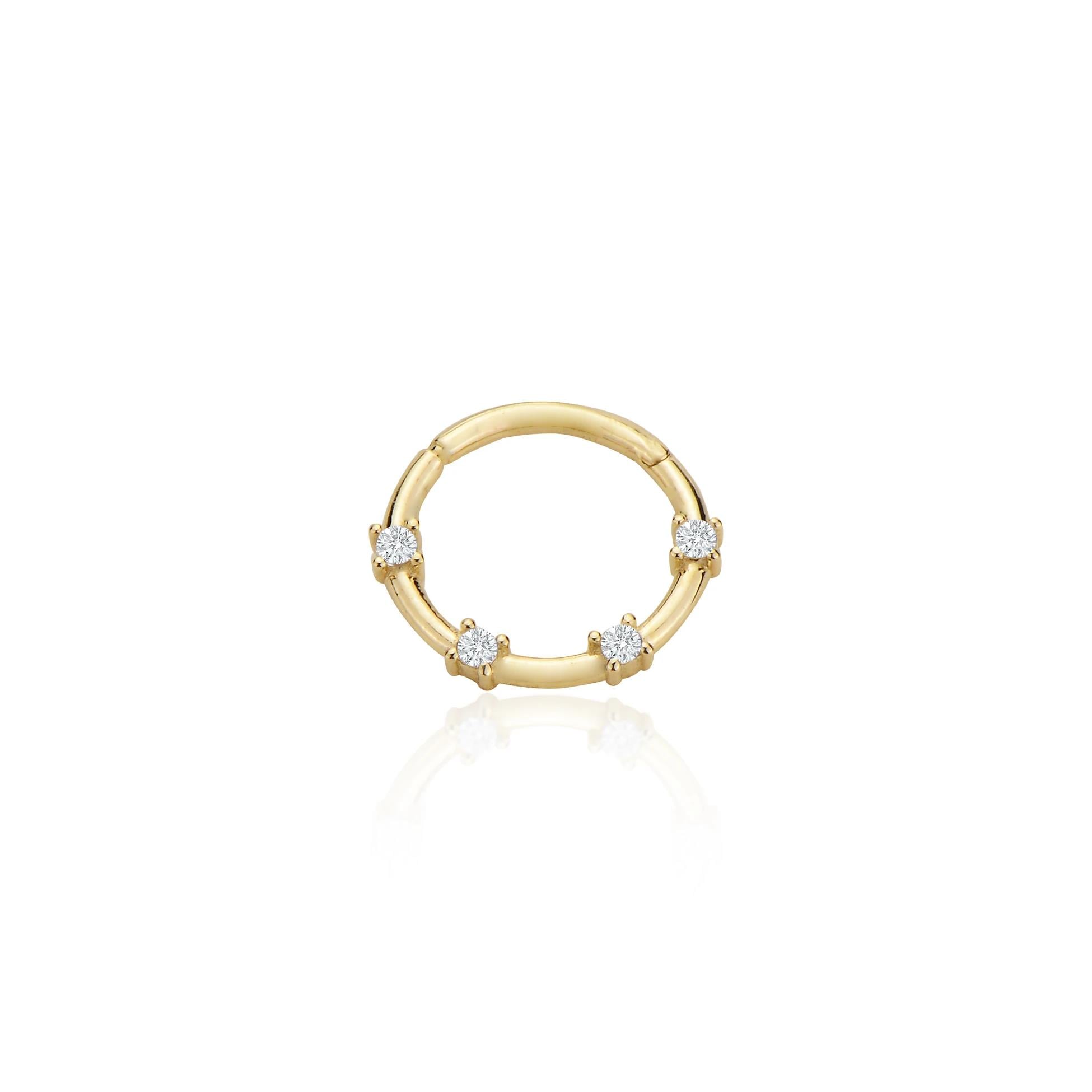 Taşlı hlka helix piercing