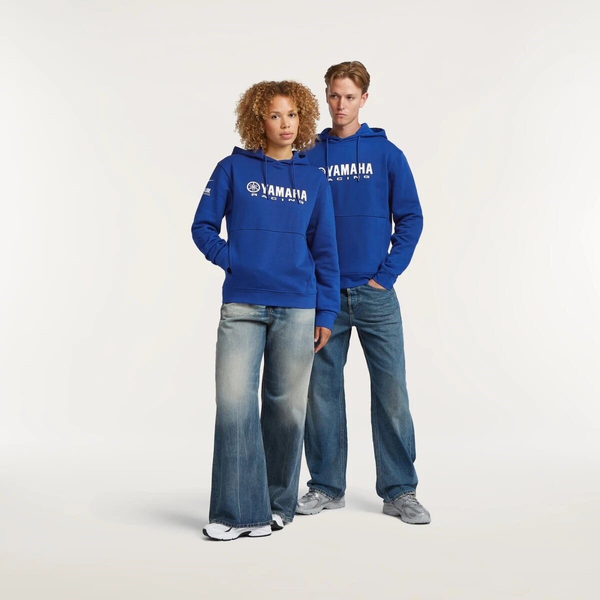 26 PB ESS HOODIE UNISEX VISEU 