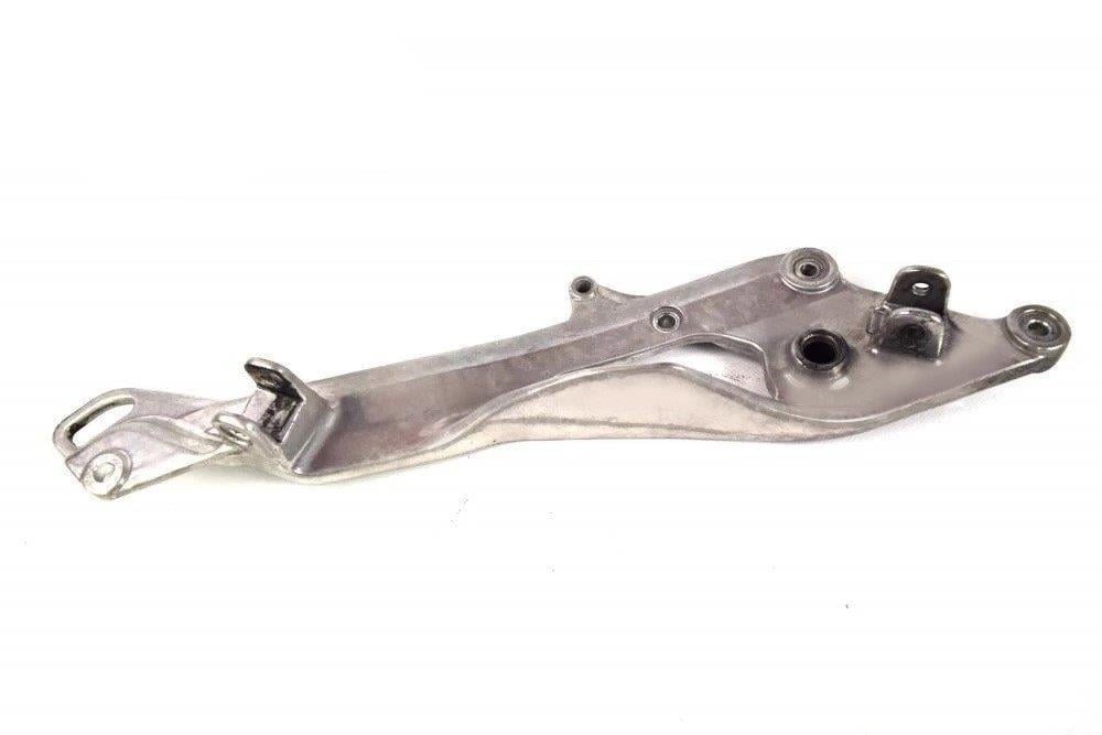 TDM 900 SOL BASAMAK BRAKETİ (2003/2006)