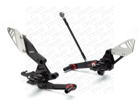 TRACER 700 SİYAH ARKA BASAMAK SETİ