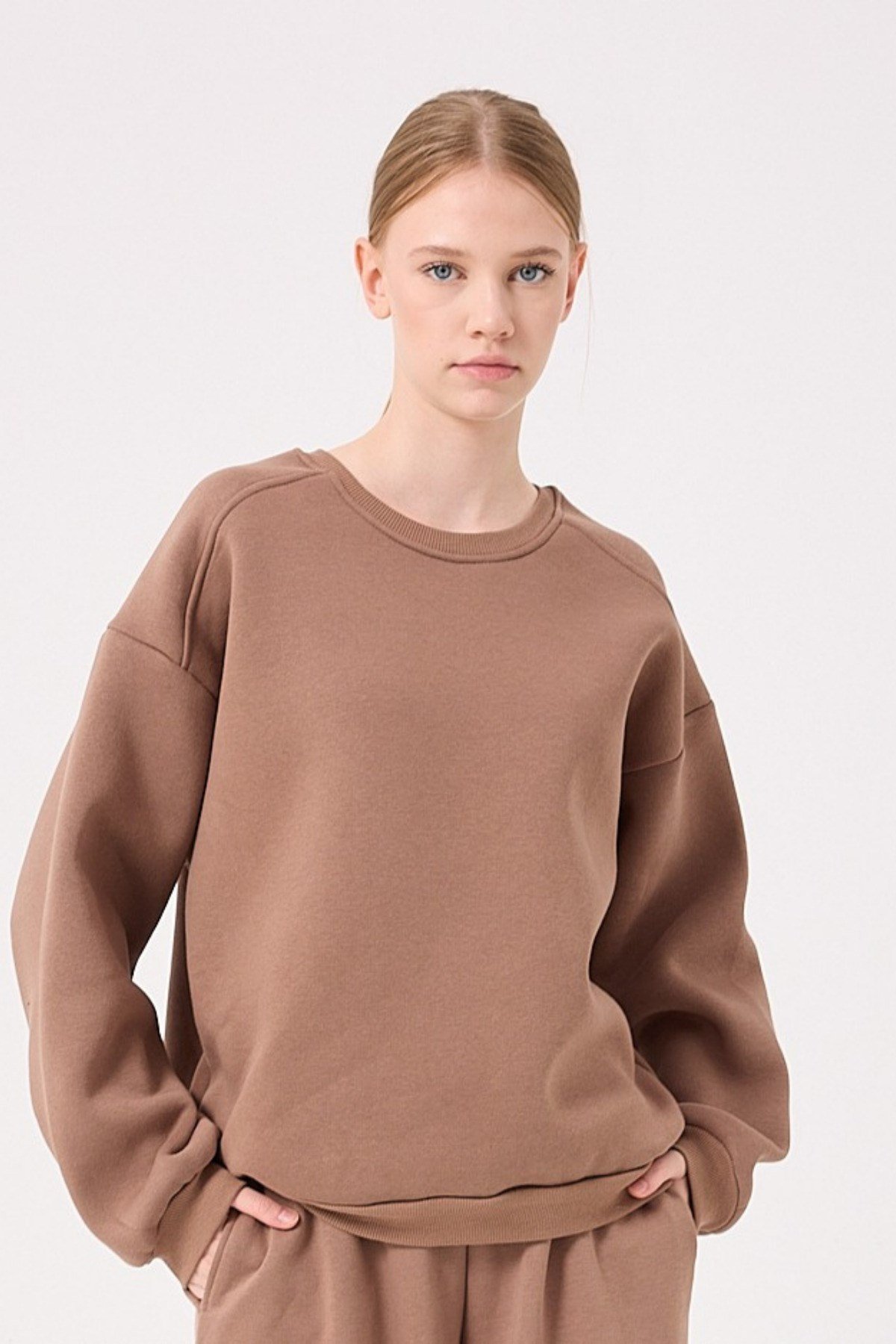overswtshrtkadin-oversize-uc-iplik-ici--8eb5-.jpg