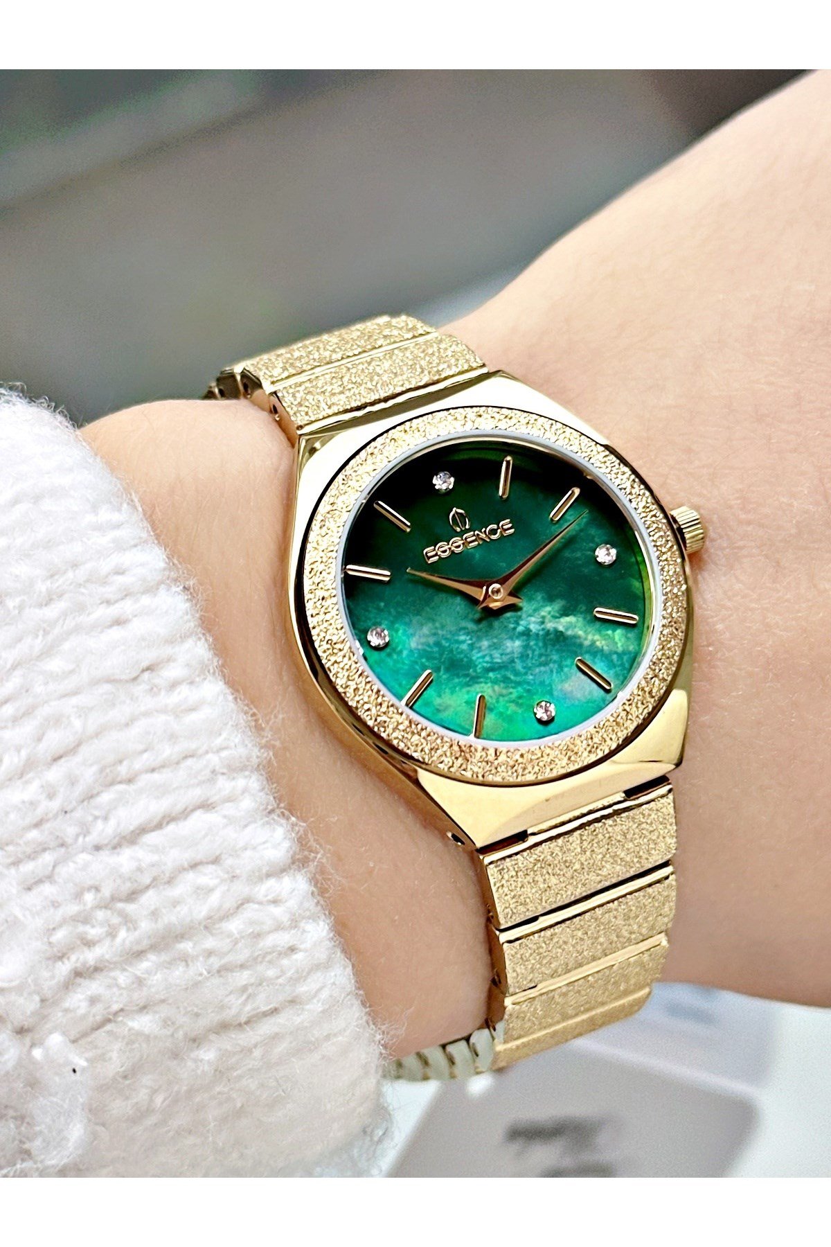 ozel-tasarim-celik-kordon-altin-yesil--d8be52.jpg