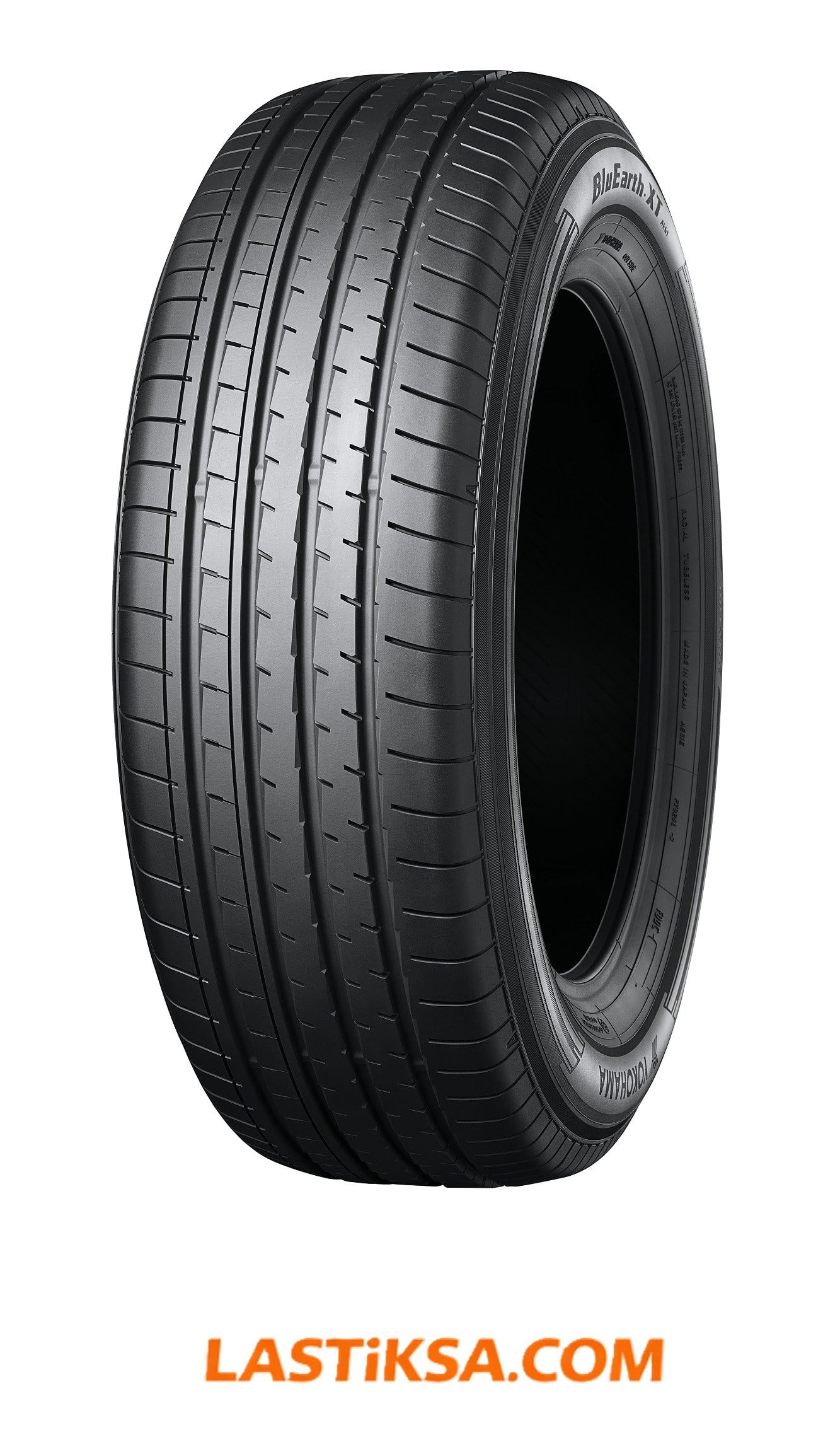 Yokohama 235/50R18 97V BluEarth-XT AE-61