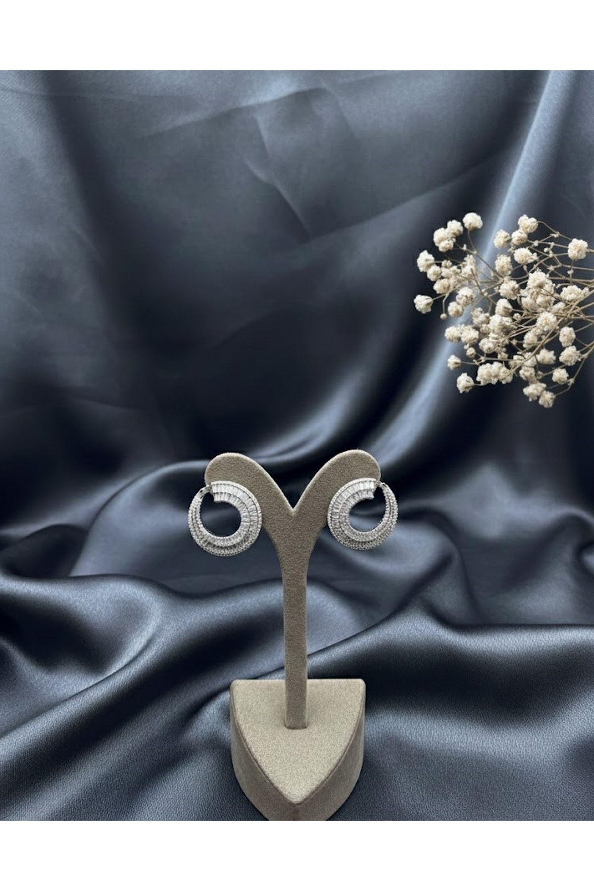 Işık Halkası Gümüş Küpe Silver