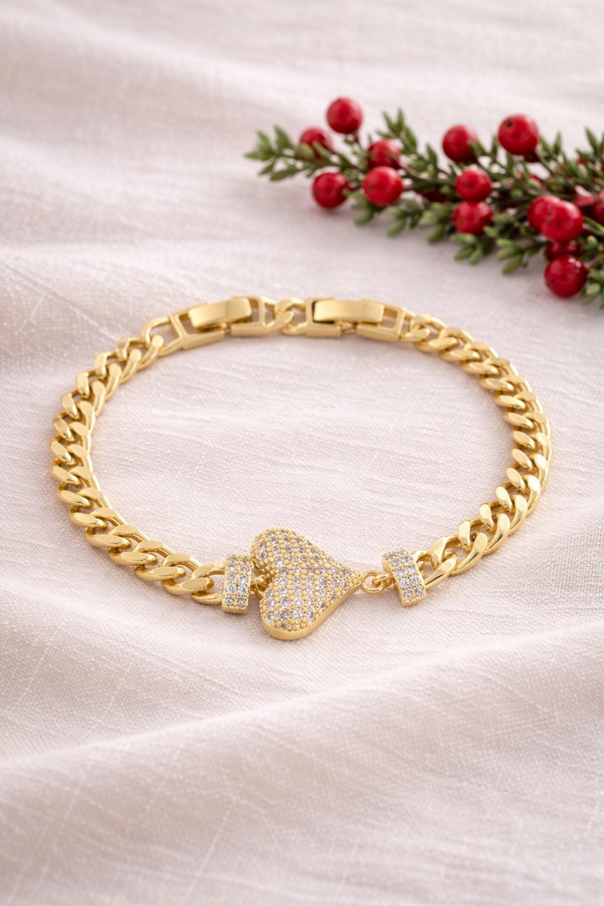 VIP 14 K Kalp Zirkon Taşlı Gold Zincir Bileklik Gold