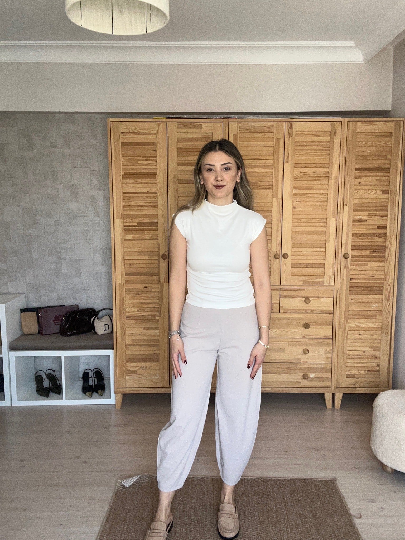 Beli Lastikli Taş Rengi Balon Pantolon