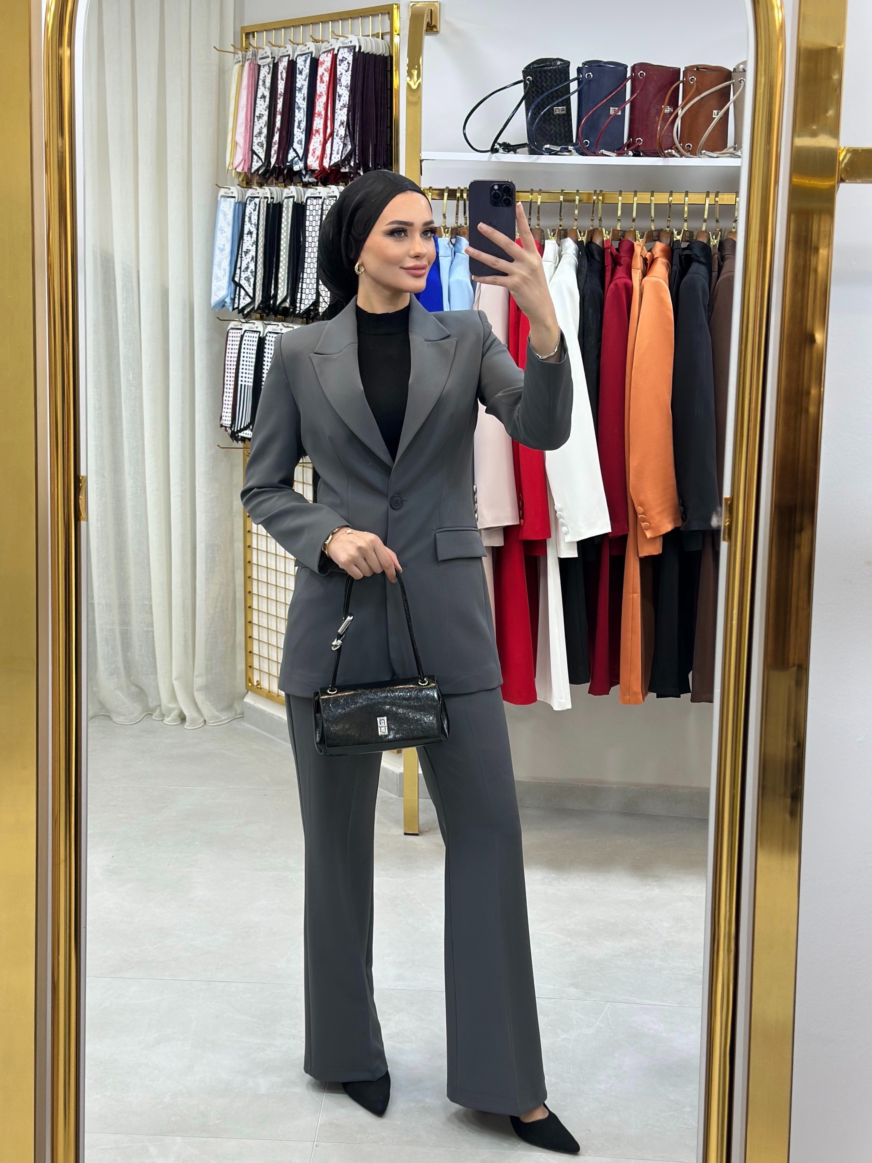 ÇİFT DÜĞMELİ BLAZER TAKIMI