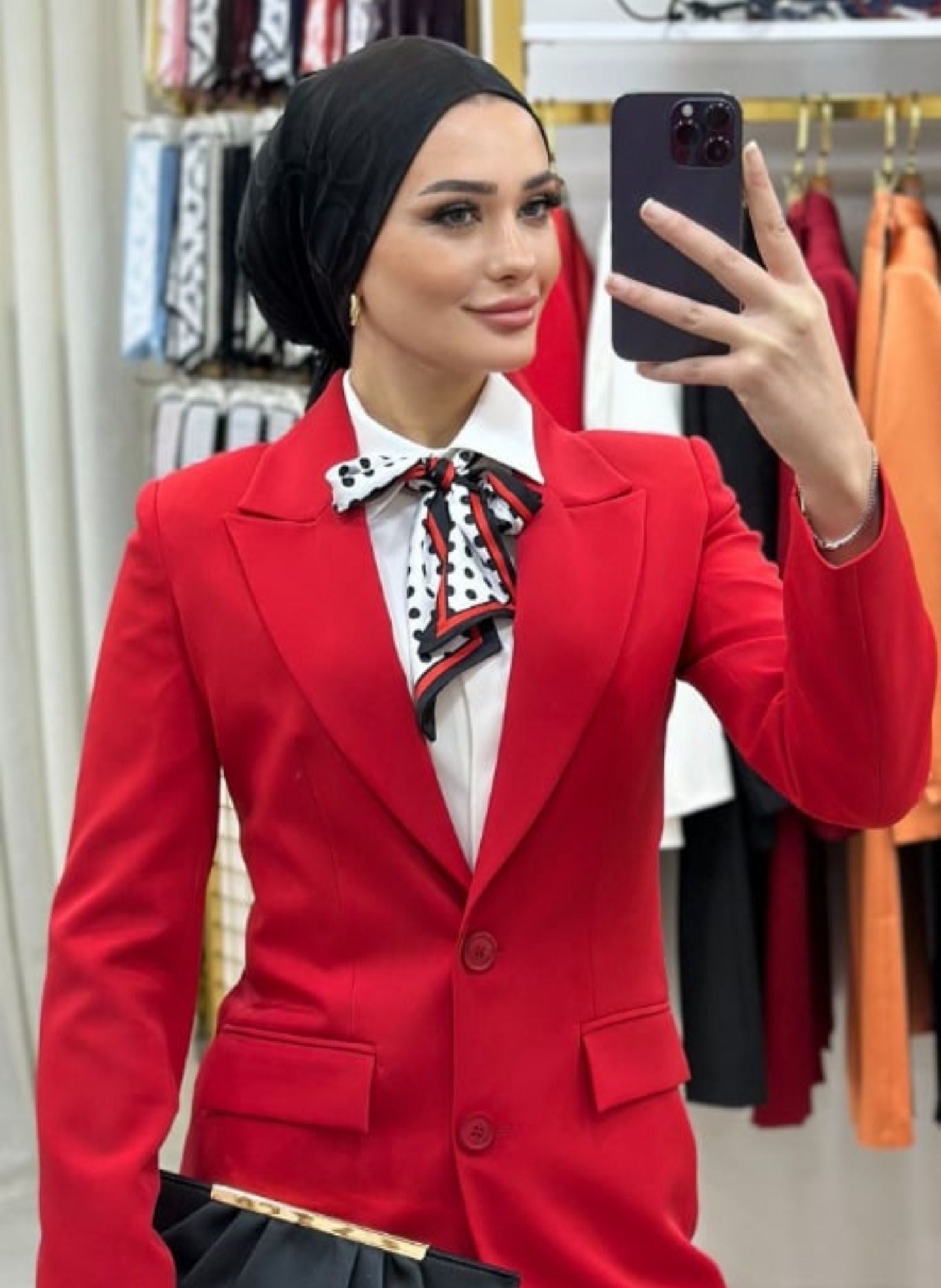 ÇİFT DÜĞMELİ BLAZER TAKIMI