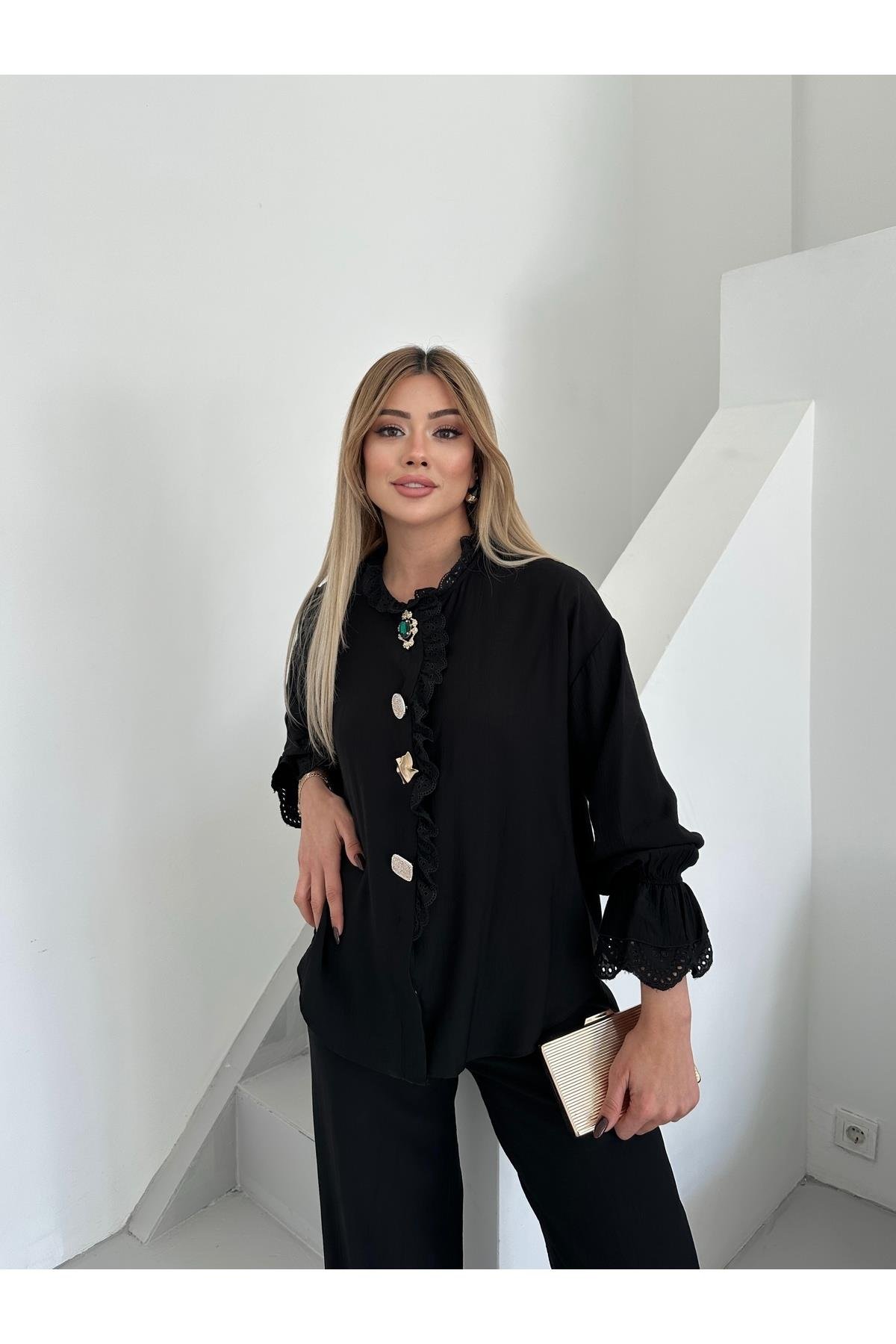 Kadın Aksesuar Detaylı İkili Takım