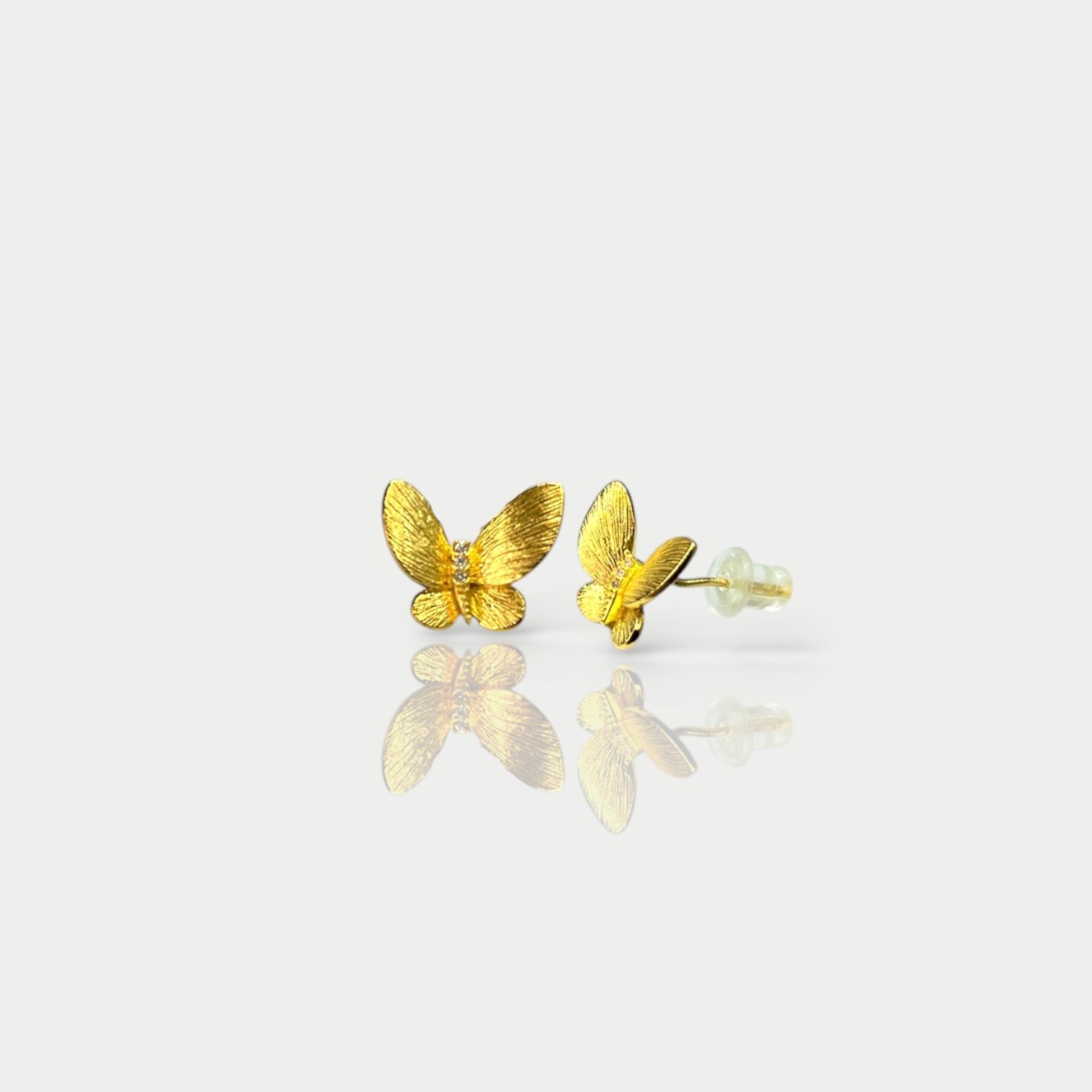 Kelebek Figürlü Gold Kaplama Minimal Küpe