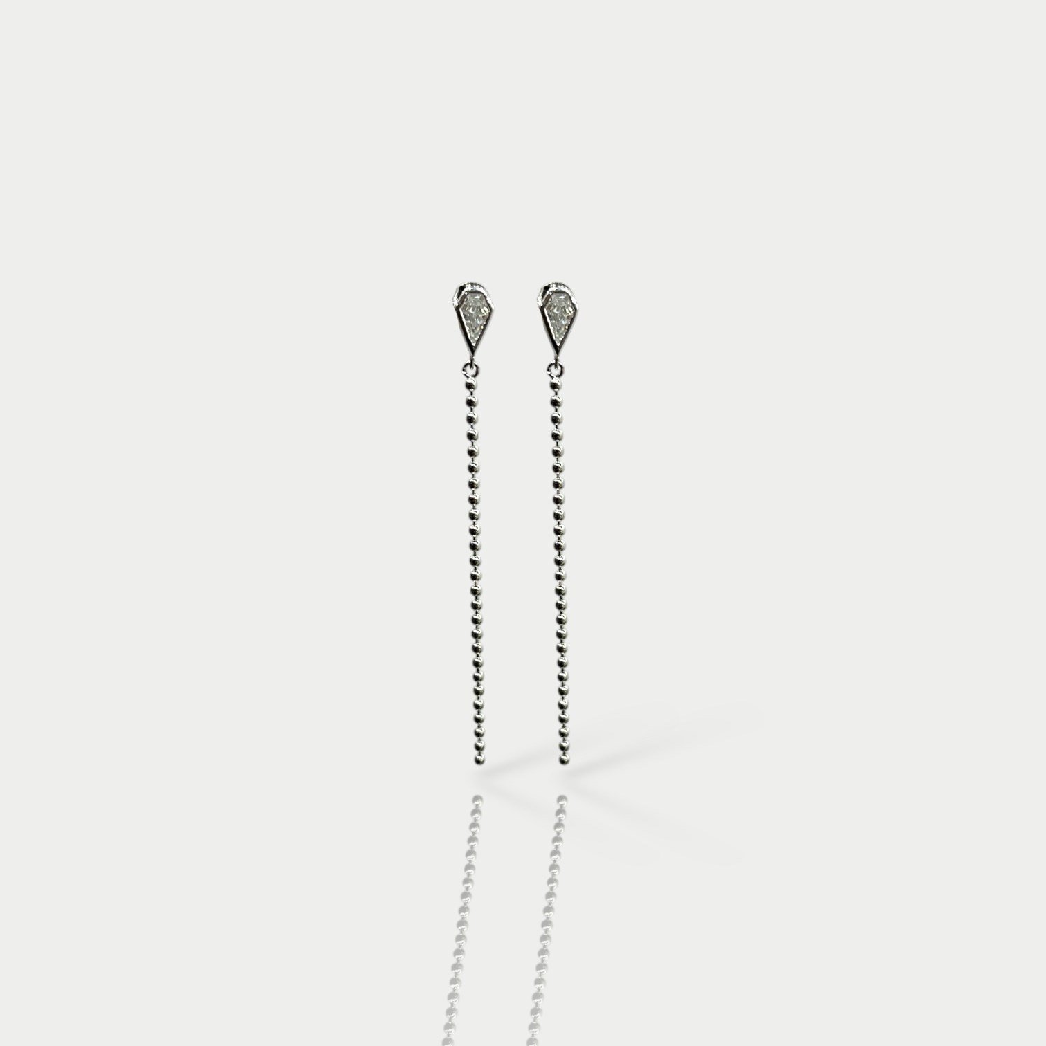 Kite Chain Model Gümüş İthal Küpe