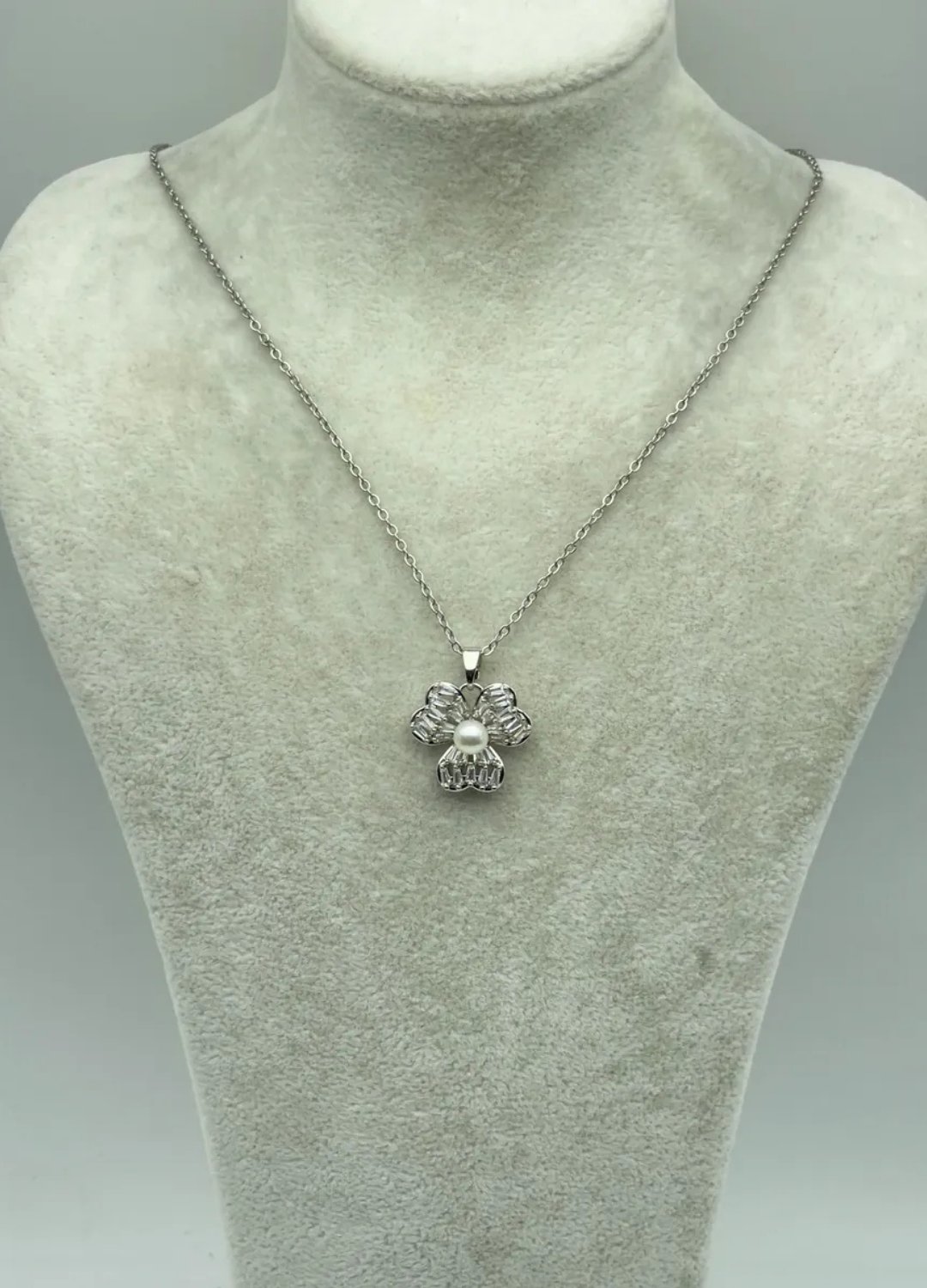 Çelik Silver İncili Çiçek Kolye - 25-ctr262