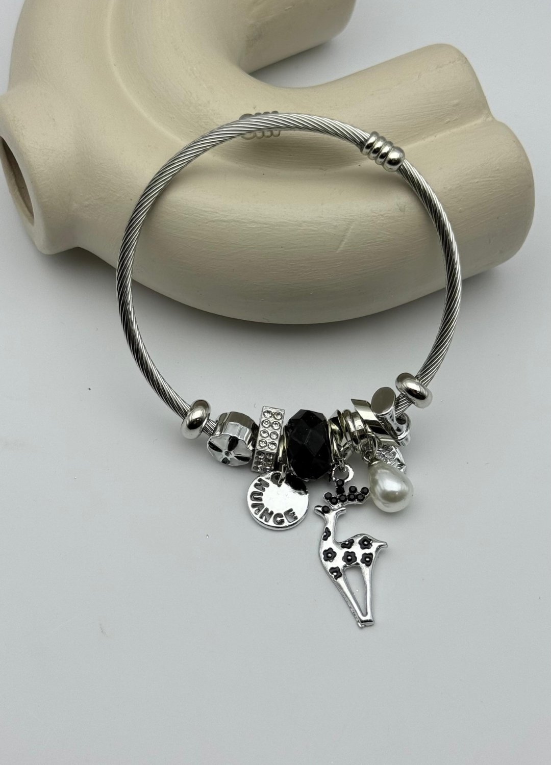 Çelik Silver Taşlı Siyah Geyik Charmlı Pandora Bileklik - 26blk65