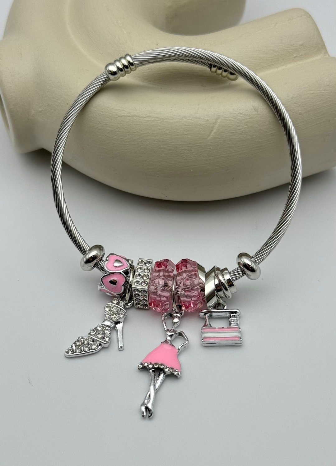 Çelik Silver Taşlı Topuklu Ayakkabı Pembe Kadın Figürlü Charmlı Pandora Bileklik - 26blk55
